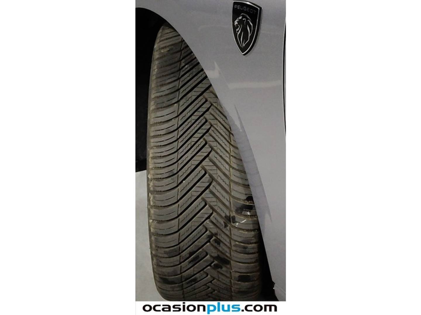 Foto Peugeot 308 Peugeot 308 PureTech 130 S&S GT EAT8 (130 CV)