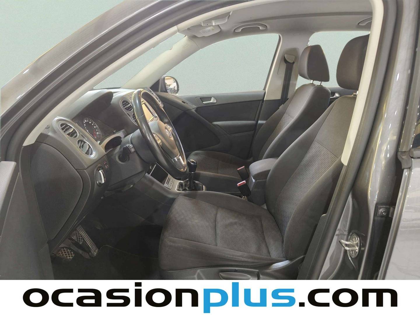 Foto asientos delanteros Volkswagen Tiguan Volkswagen Tiguan T1 2.0 TDI BMT 4x2 (110 CV)