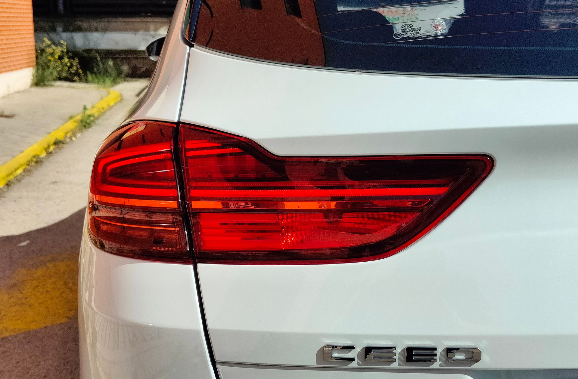 Kia Ceed 1.4 T-GDi Eco-Dynamics Drive - foto 16