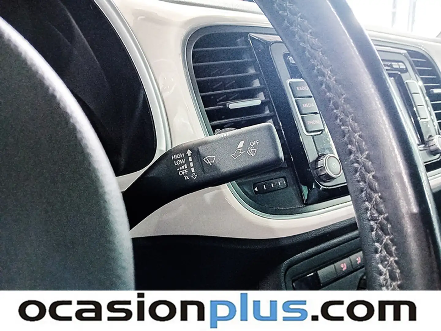 Foto Volkswagen Beetle Volkswagen Beetle 2.0 TDI Design DSG (140 CV)