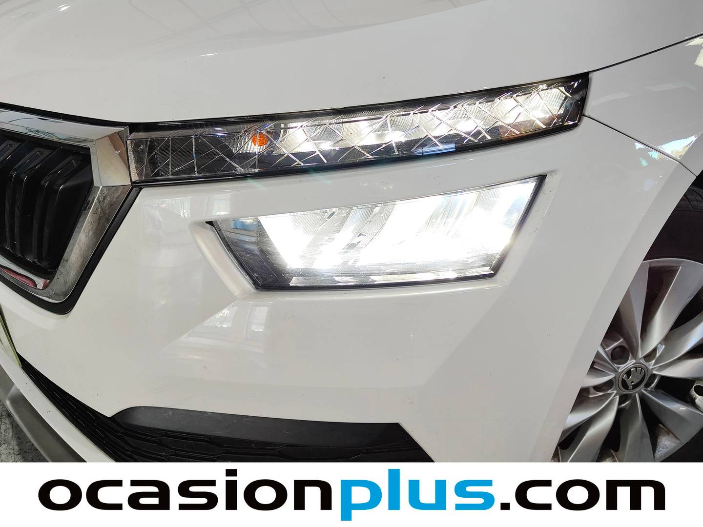 Skoda Kamiq Skoda Kamiq 1.0 TSI Ambition DSG (110 CV) seminuevo