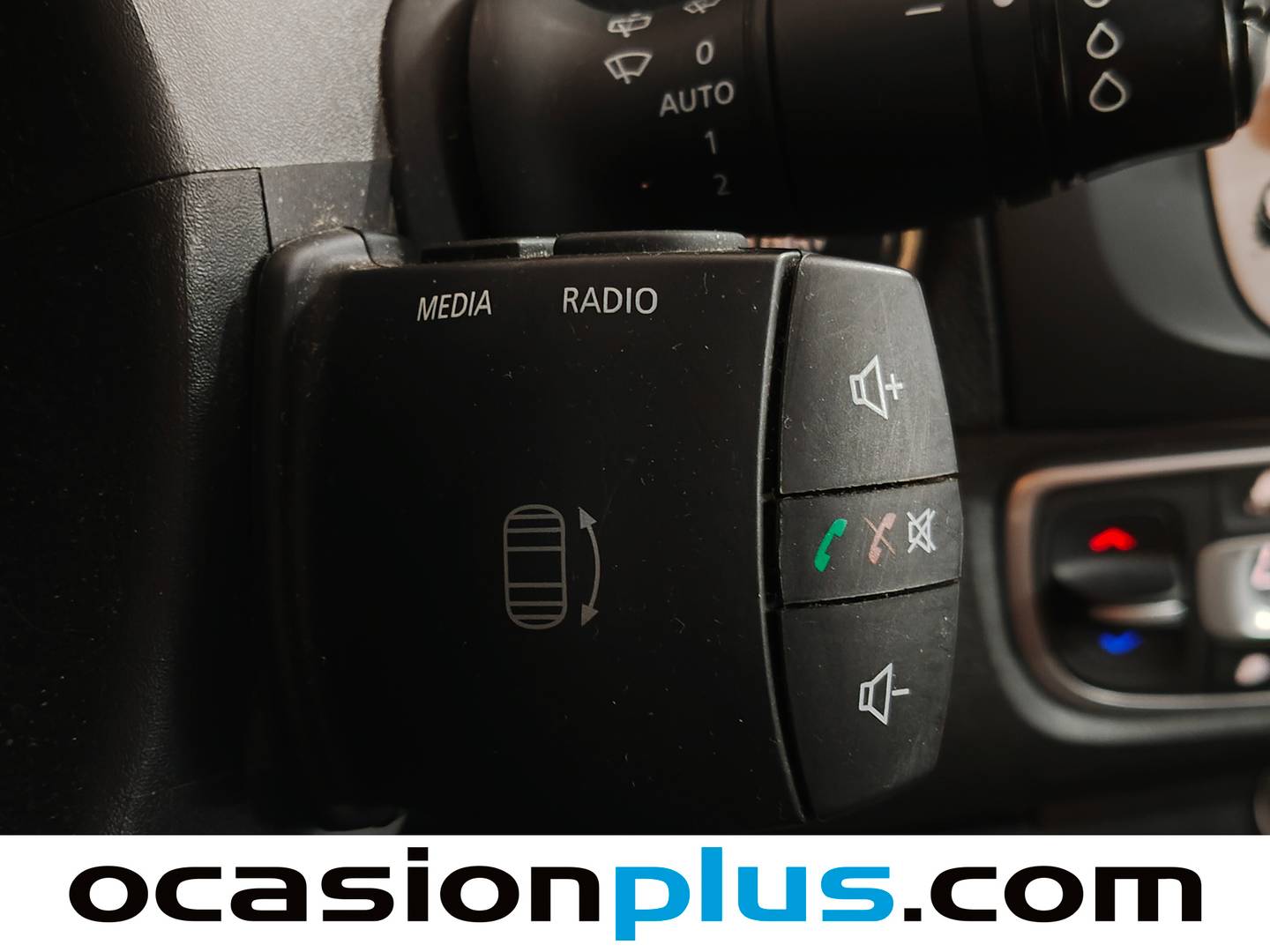 Extras y acabados del Renault Scénic Renault Scenic Expression 1.6 (110 CV)