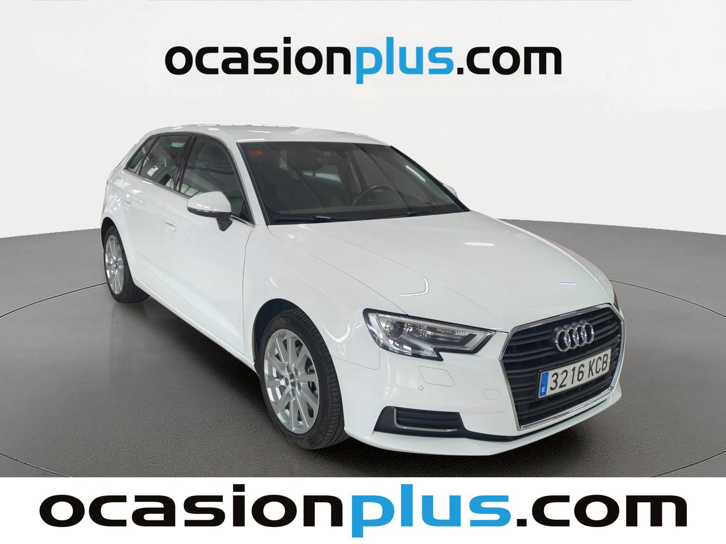 Foto delantera Audi A3 Audi A3 Sportback design edition 1.5 TFSI CoD EVO (150 CV) S tronic derecha