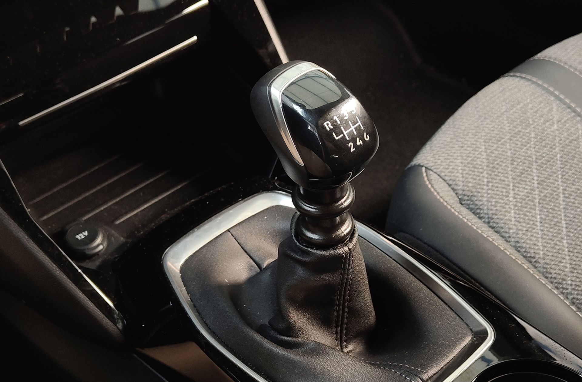 Peugeot 2008 PureTech 100 Allure - foto 5
