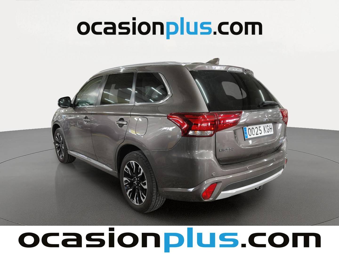 Foto trasera Mitsubishi Outlander Mitsubishi Outlander 2.0 PHEV Kaiteki 4WD Auto (203 CV) izquierda