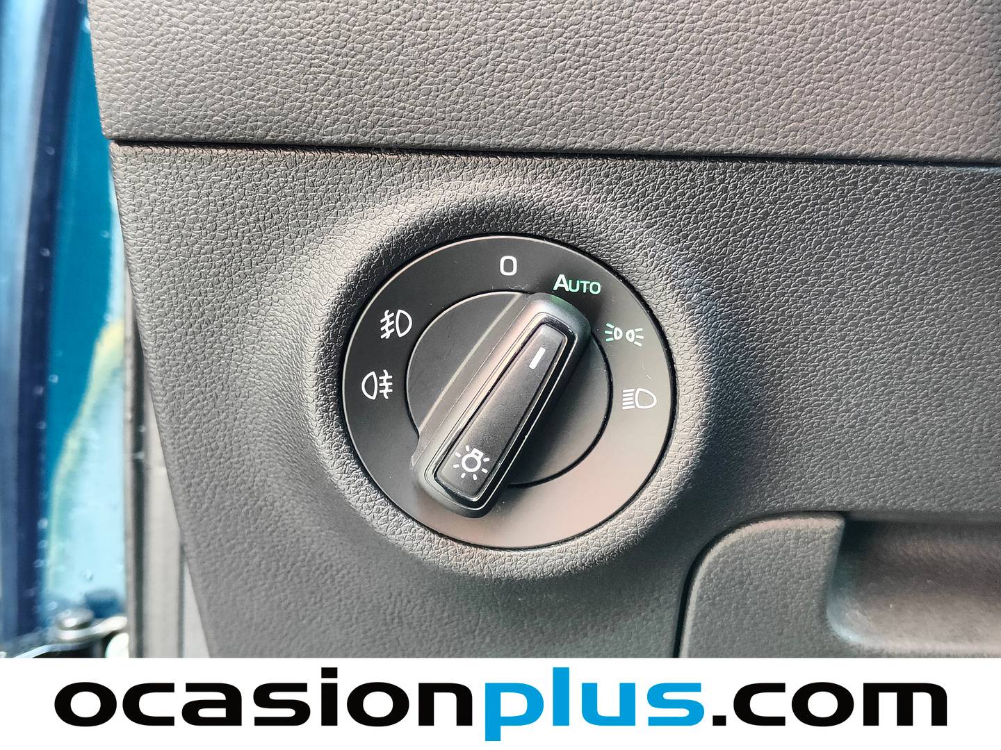 Skoda Karoq Skoda Karoq 1.0 TSI Ambition (115 CV) seminuevo