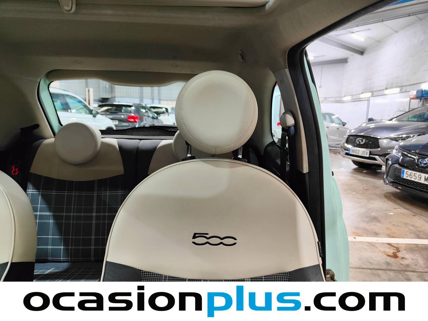 Foto Fiat 500 Fiat 500 1.2 8v Lounge (69 CV)