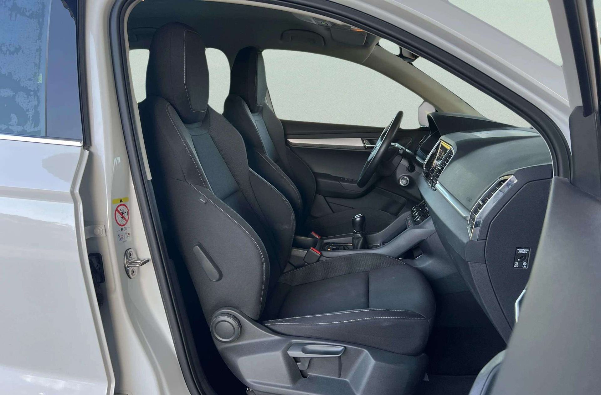 Škoda Karoq 2.0 TDI Selection - foto 18