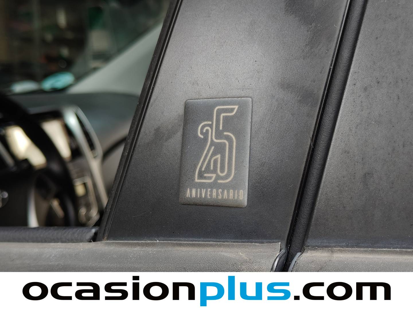 Extras y acabados del Hyundai i30 Hyundai i30 1.4 MPI BlueDrive 25 Aniversario (100 CV)