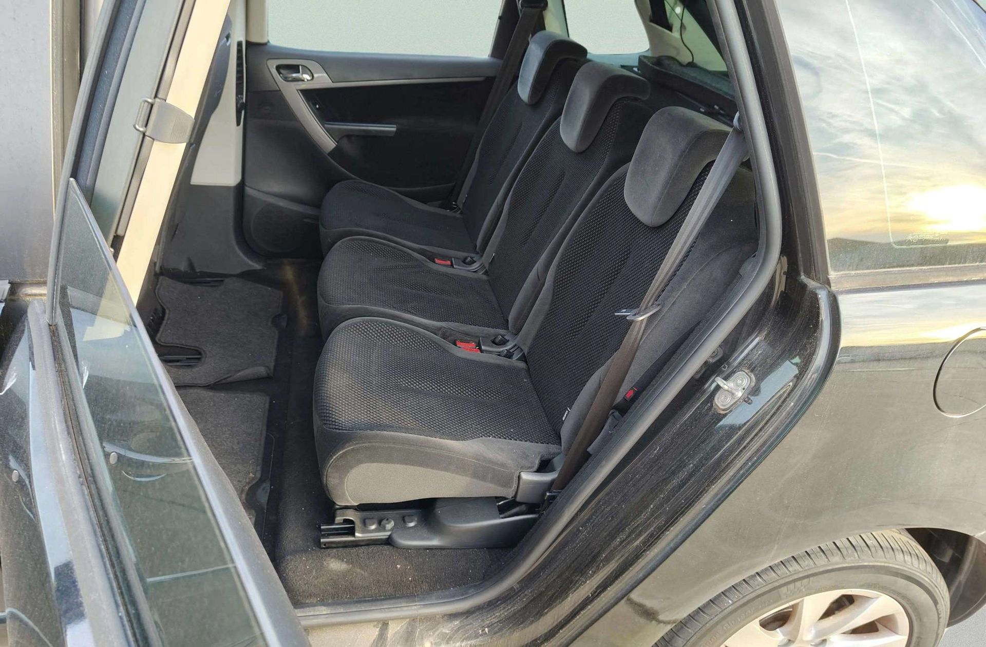 Citroën C4 Picasso 1.6 VTi SX - foto 9