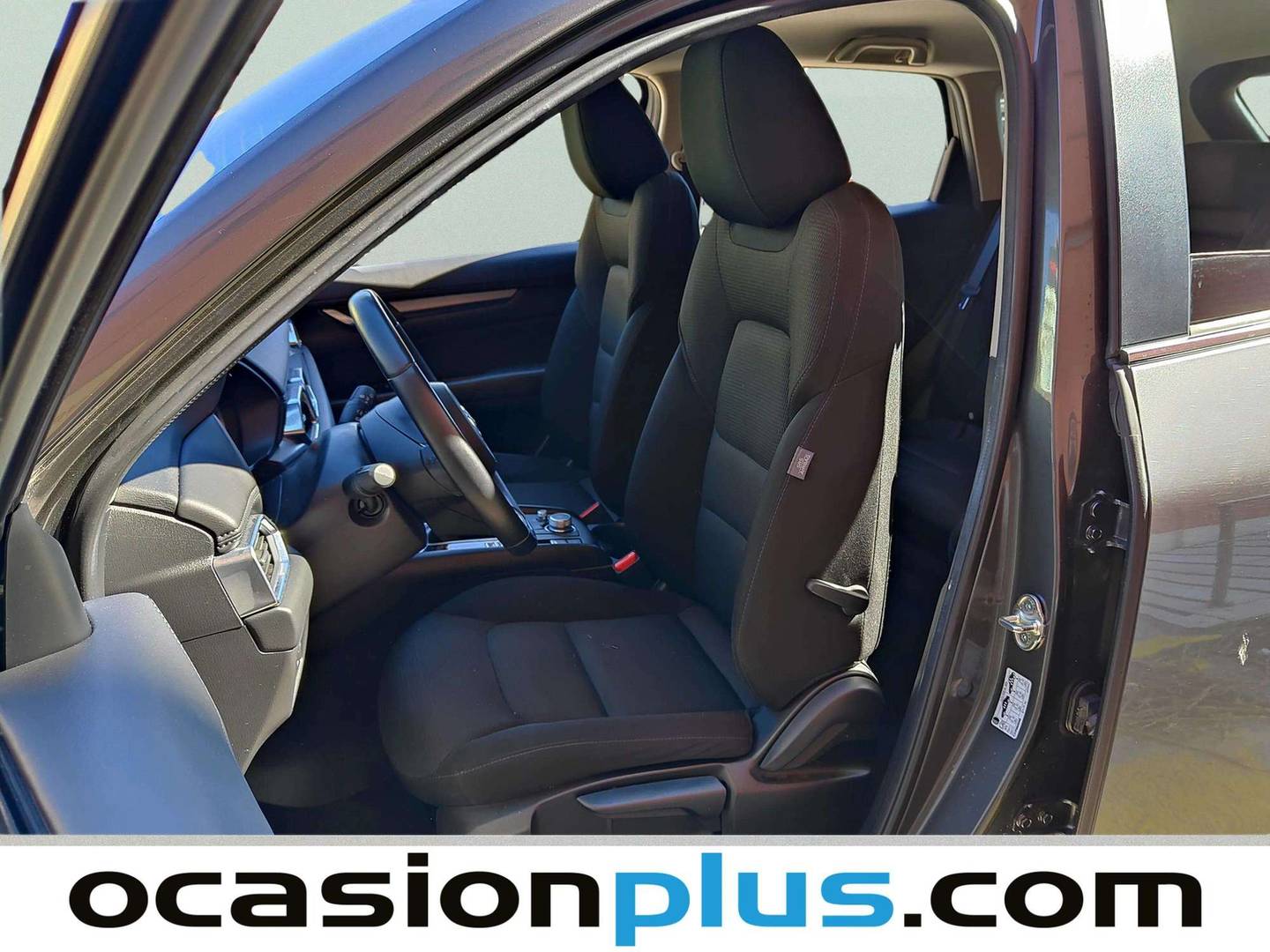 Foto asientos delanteros Mazda CX-5 Mazda CX-5 2.0 MHEV Center-Line Plus AT (165 CV)