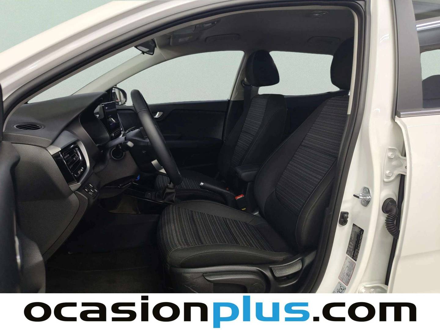 Foto asientos delanteros KIA Stonic KIA Stonic 1.0 T-GDi MHEV Drive (100 CV)