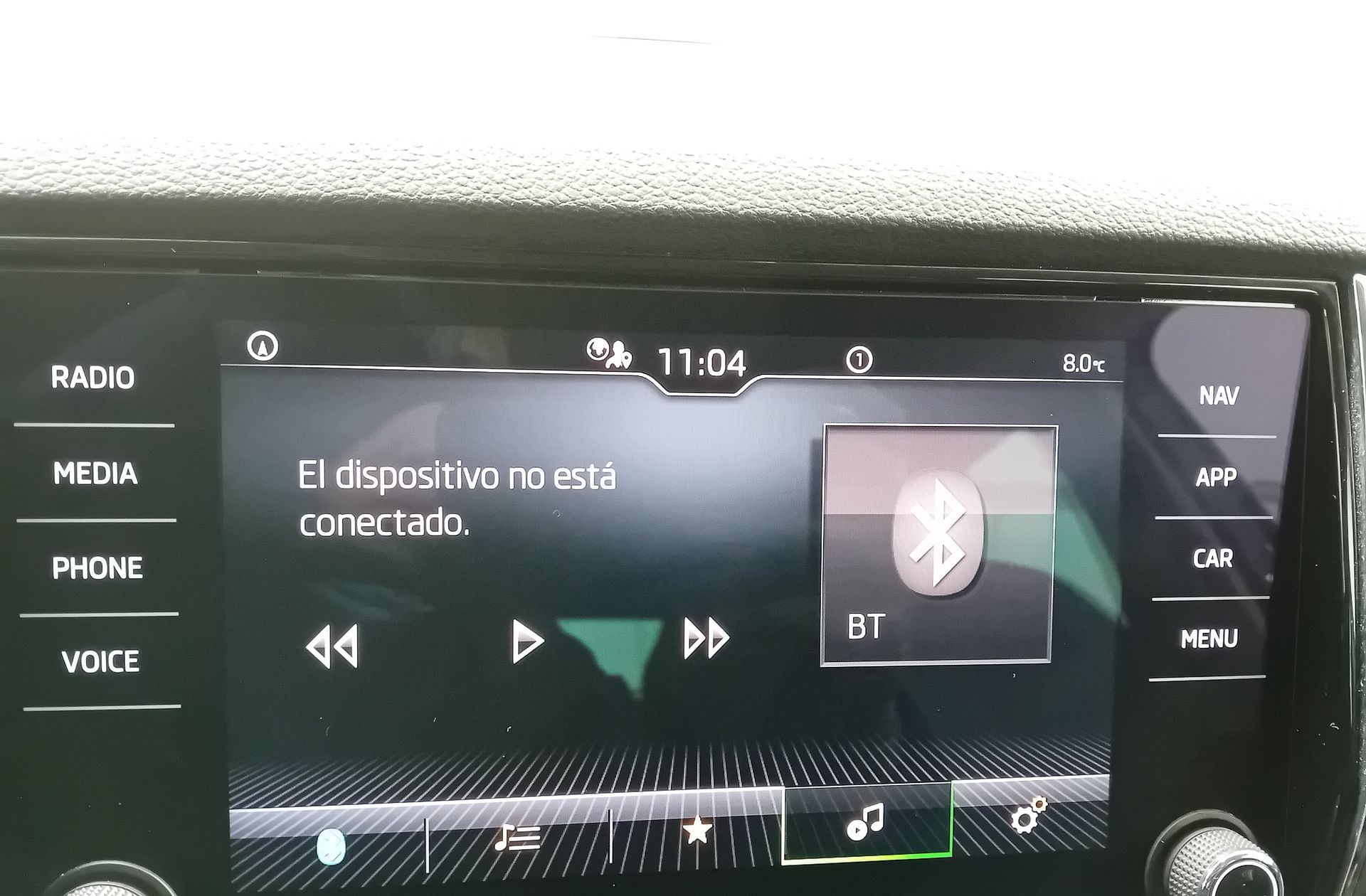 Škoda Karoq 2.0 TDI Selection - foto 29