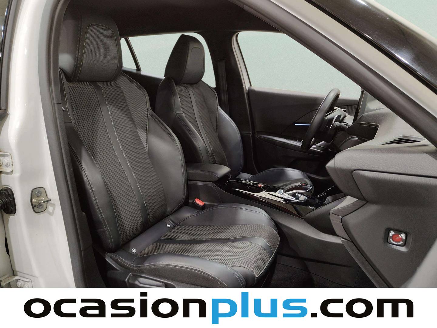 Peugeot 2008 Peugeot 2008 PureTech 130 S&S GT EAT8 (130 CV) 2021