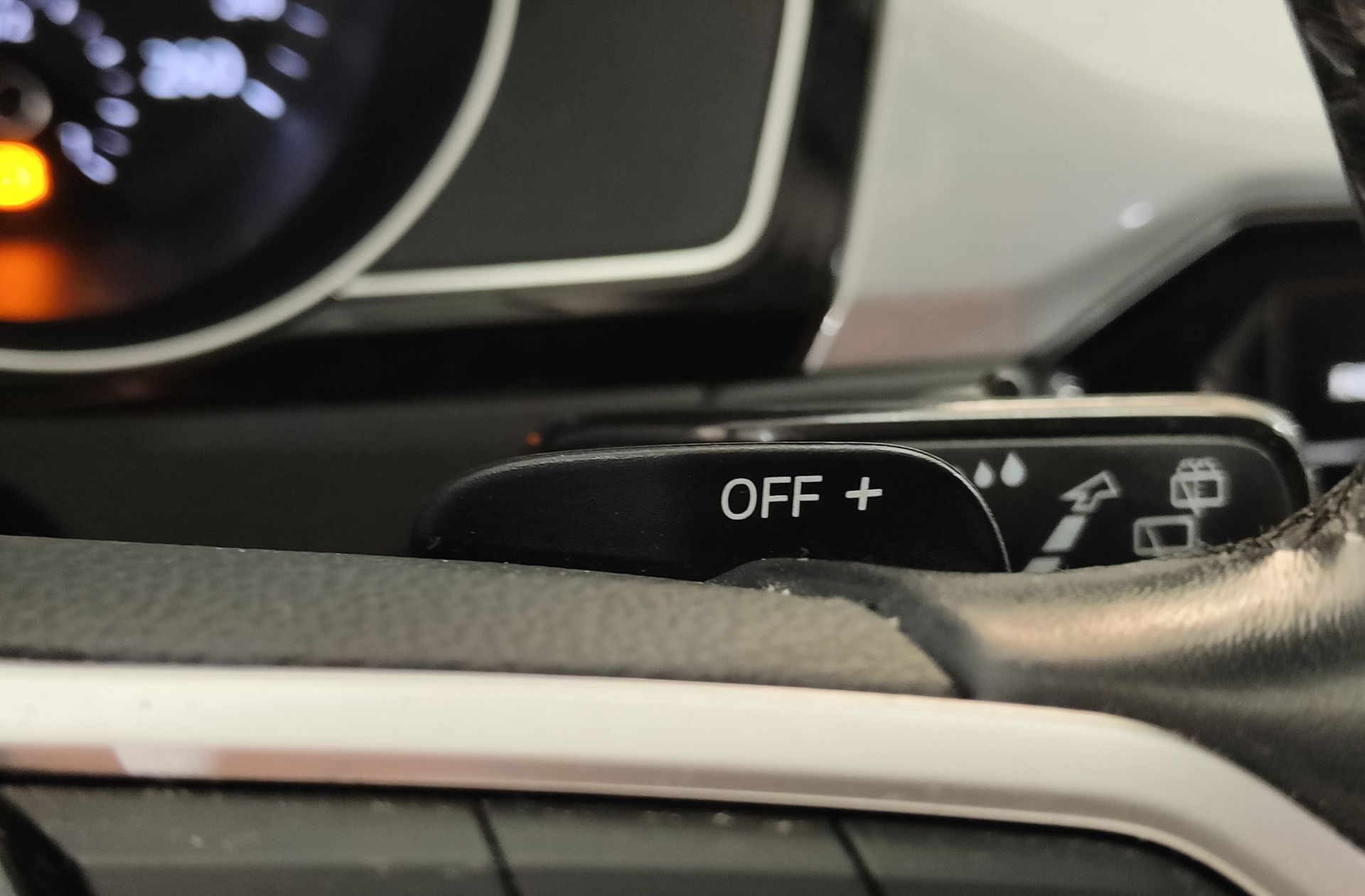 Volkswagen Passat Variant Executive 1.5 TSI DSG - foto 31