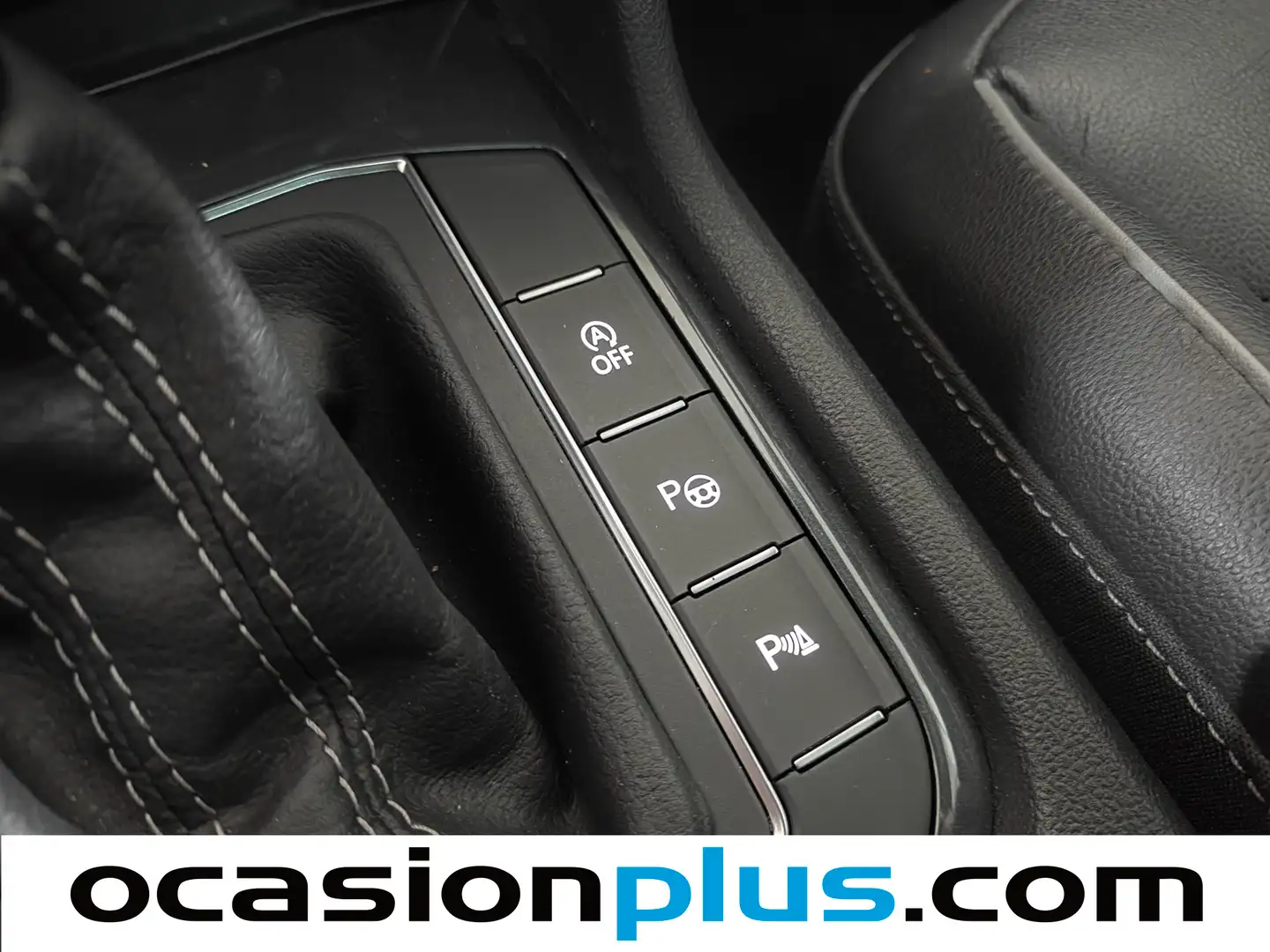 Foto Volkswagen Tiguan Volkswagen Tiguan Sport 2.0 TDI 4Motion (190 CV) DSG Pack R-Line