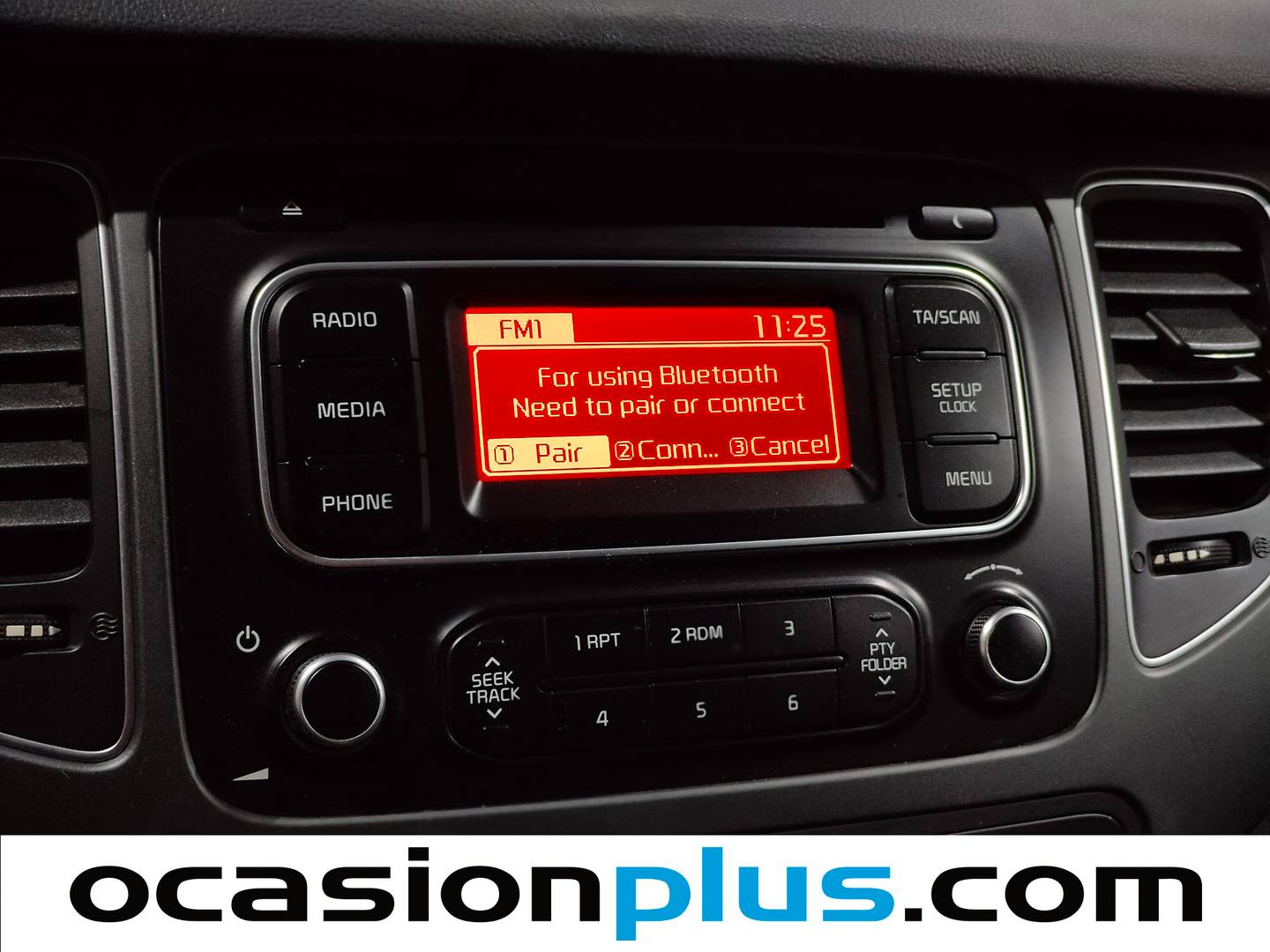 Foto KIA Carens Kia Carens 1.7 CRDi VGT Concept Eco-Dynamics (115 CV)