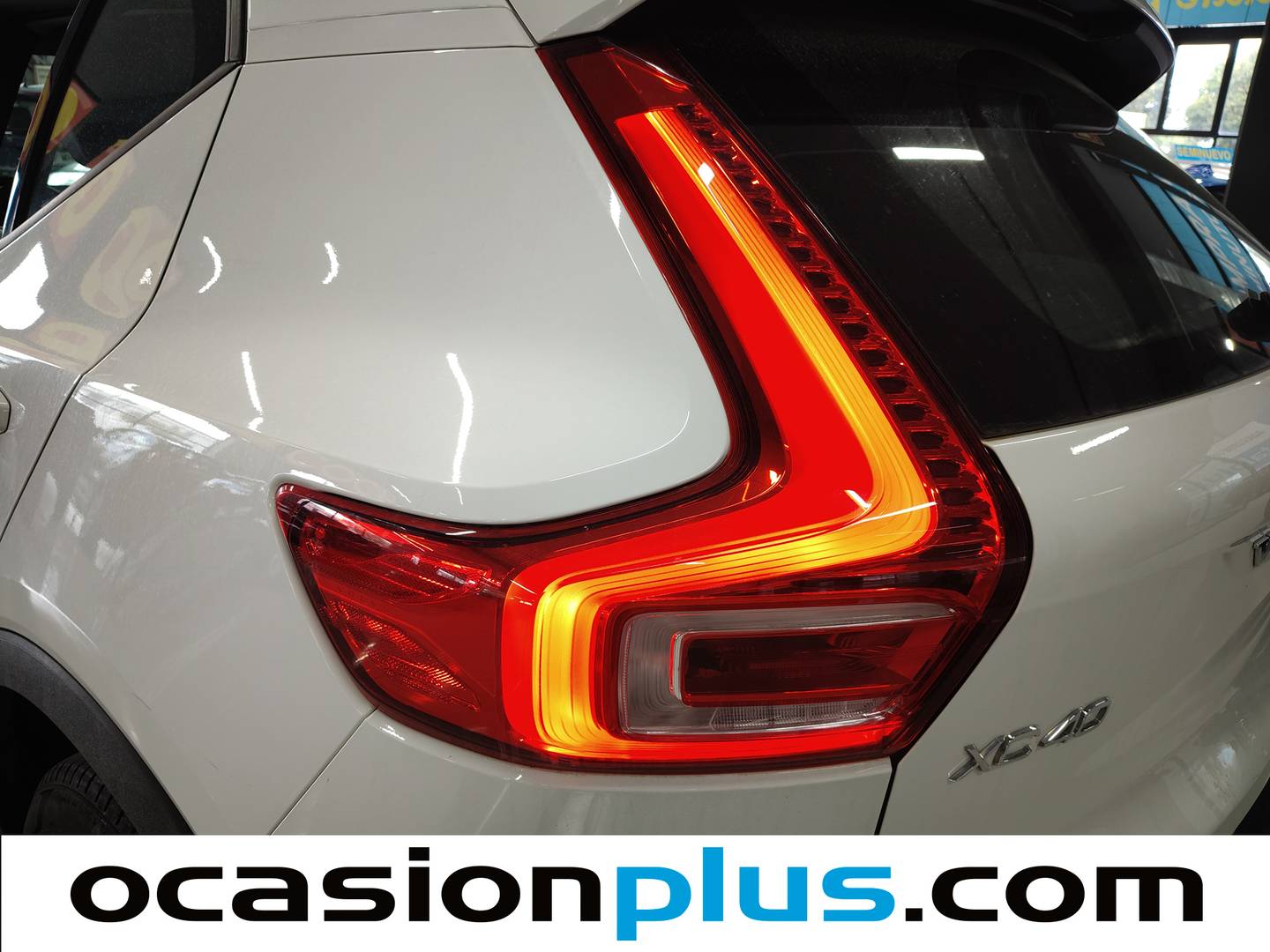 Volvo XC40 Volvo XC40 T3 Business Plus Auto (163 CV) al mejor precio