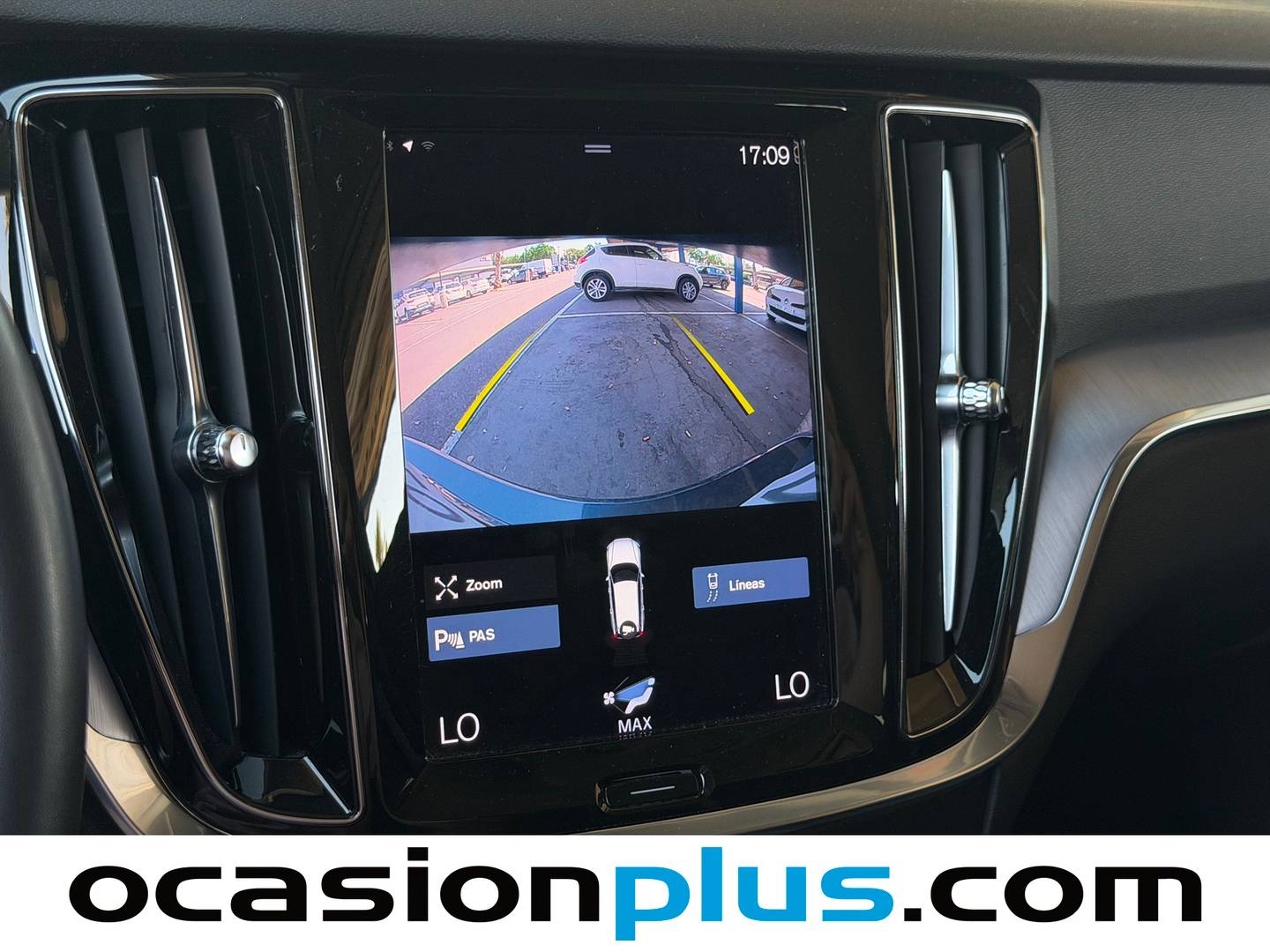 Equipamiento del Volvo V60 Volvo V60 B4 D Momentum Pro Auto 145 kW (197 CV)