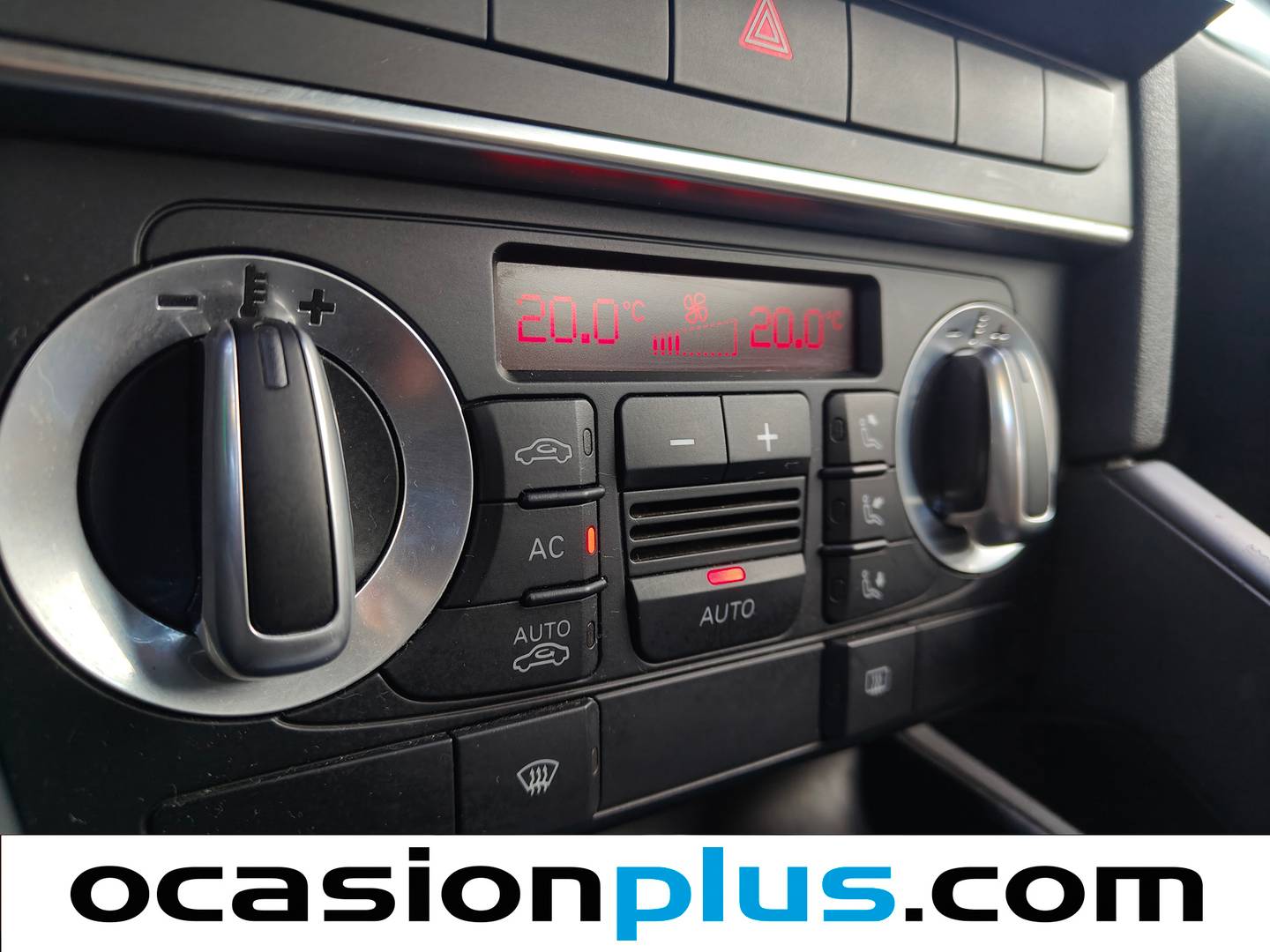 Equipamiento del Audi A3 Audi A3 Cabrio Attraction 1.6 TDI (105 CV)