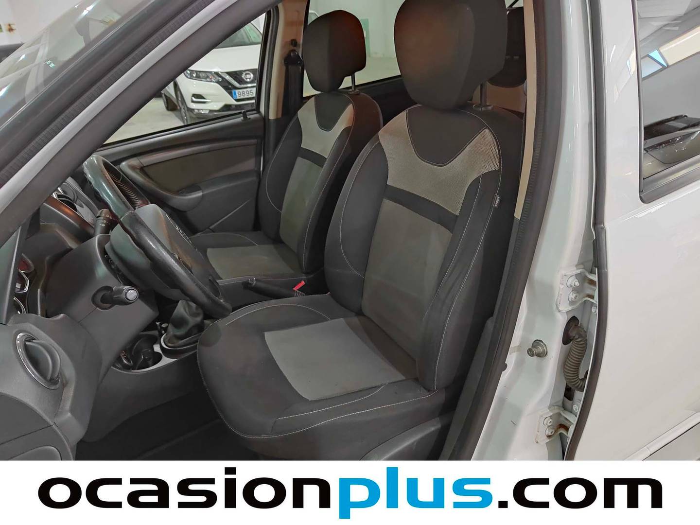 Foto asientos delanteros Dacia Duster Dacia Duster Laureate TCE (125 CV) 4X4