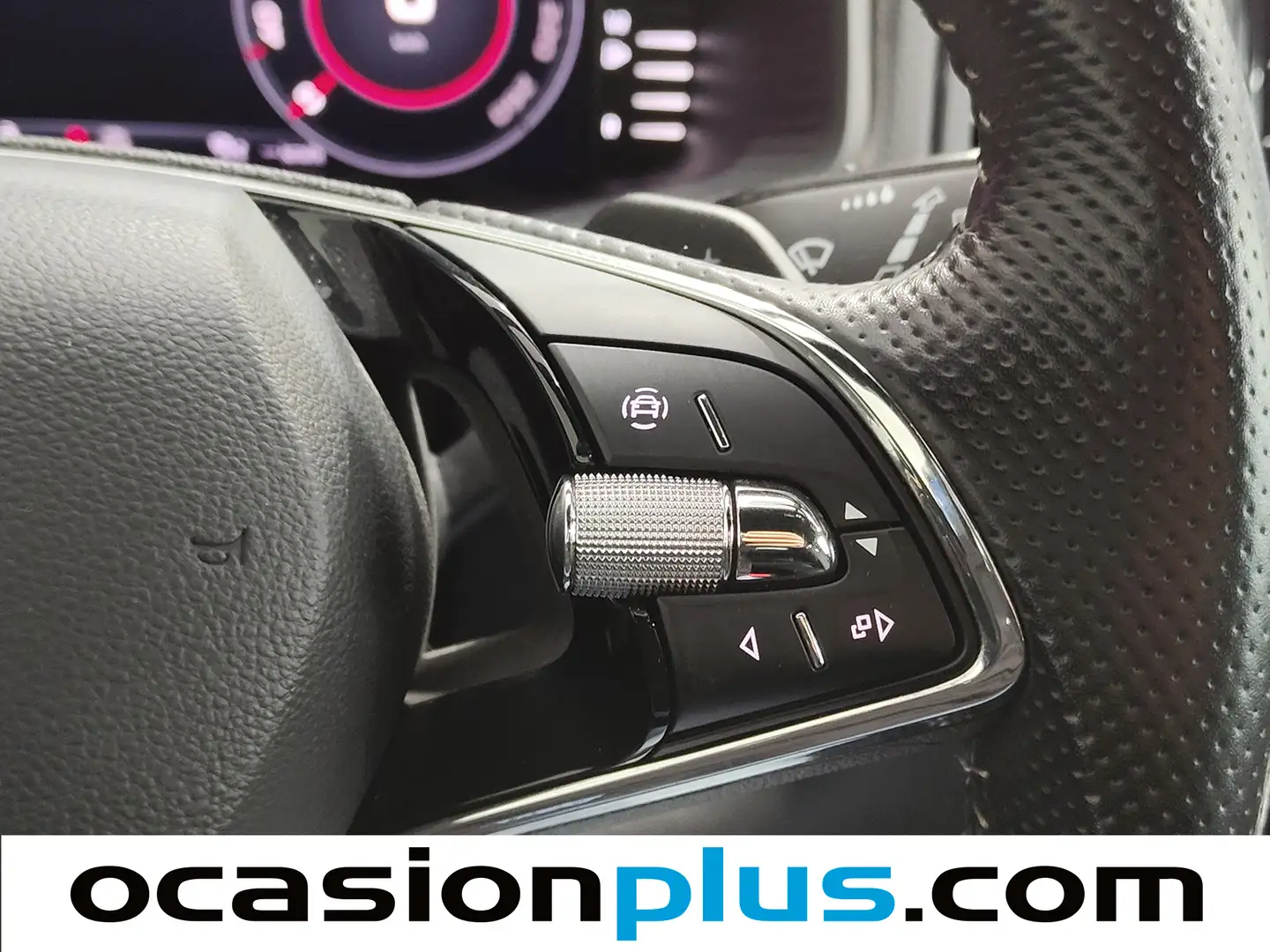 Foto Skoda Karoq Skoda Karoq 1.5 TSI ACT Sportline DSG (150 CV)