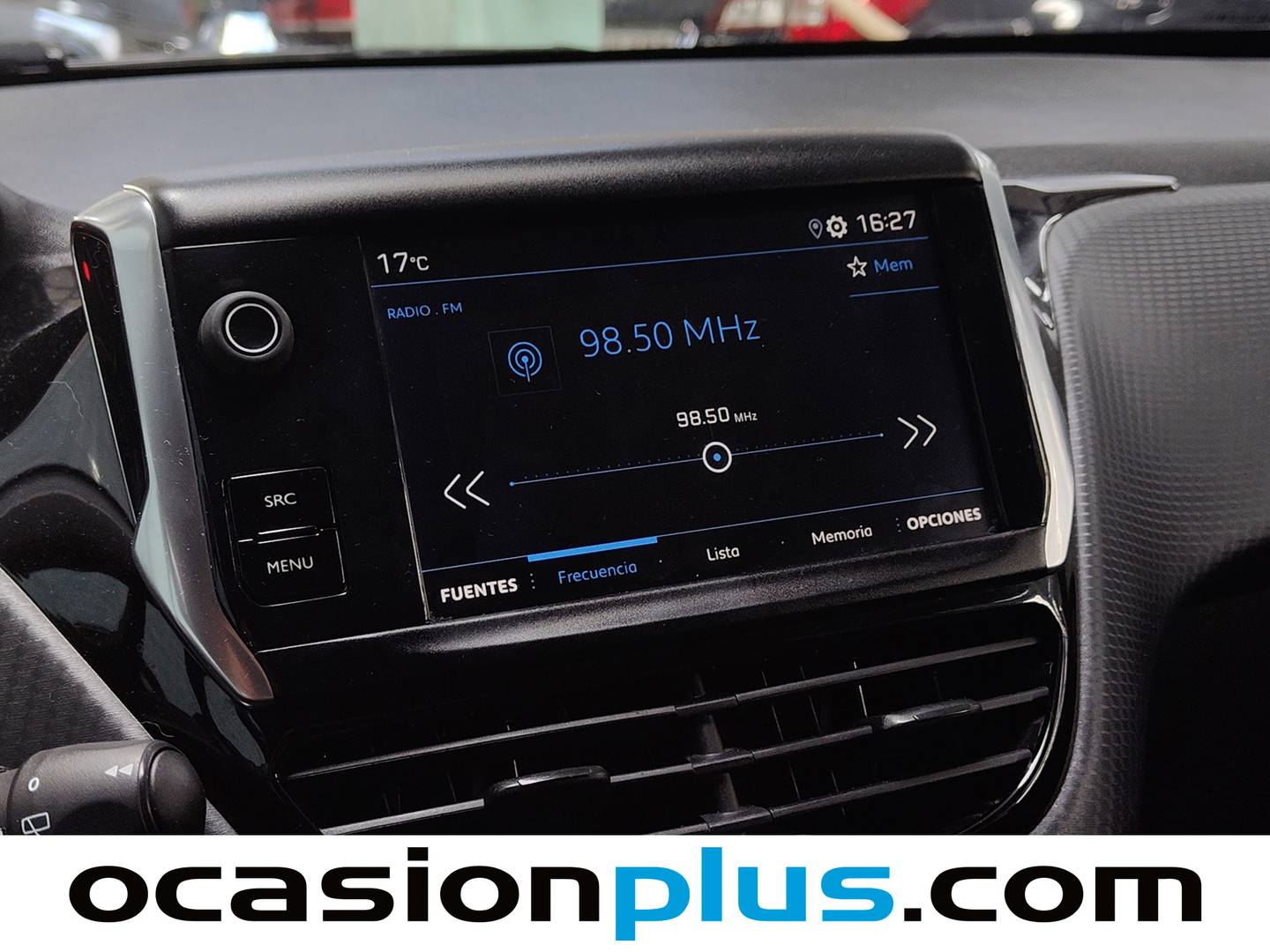 Foto Peugeot 2008 Peugeot 2008 PureTech 110 S&S Signature (110 CV)