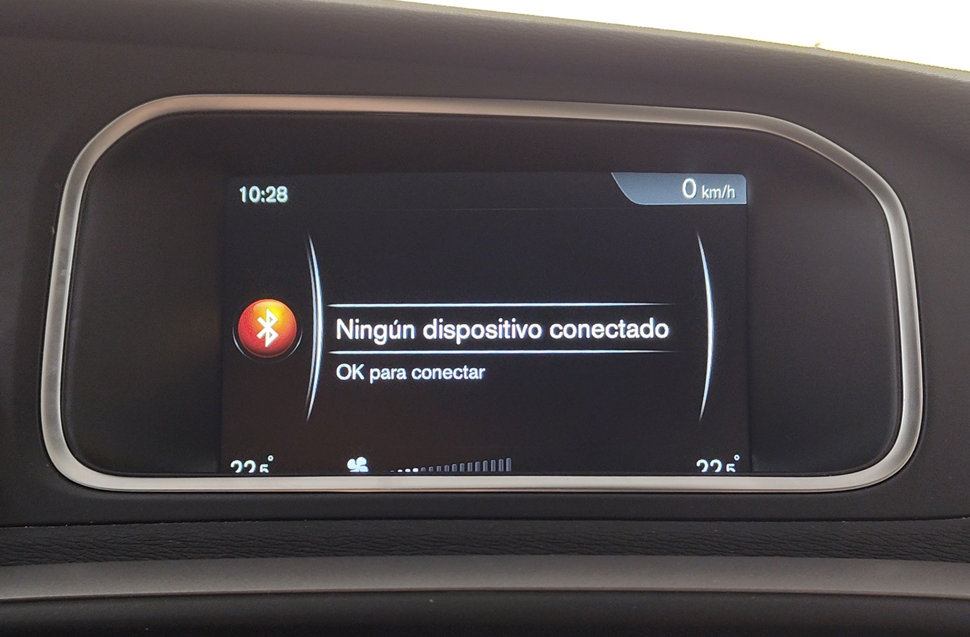 Volvo V40 D3 Momentum Edicion Ocean Race - foto 35