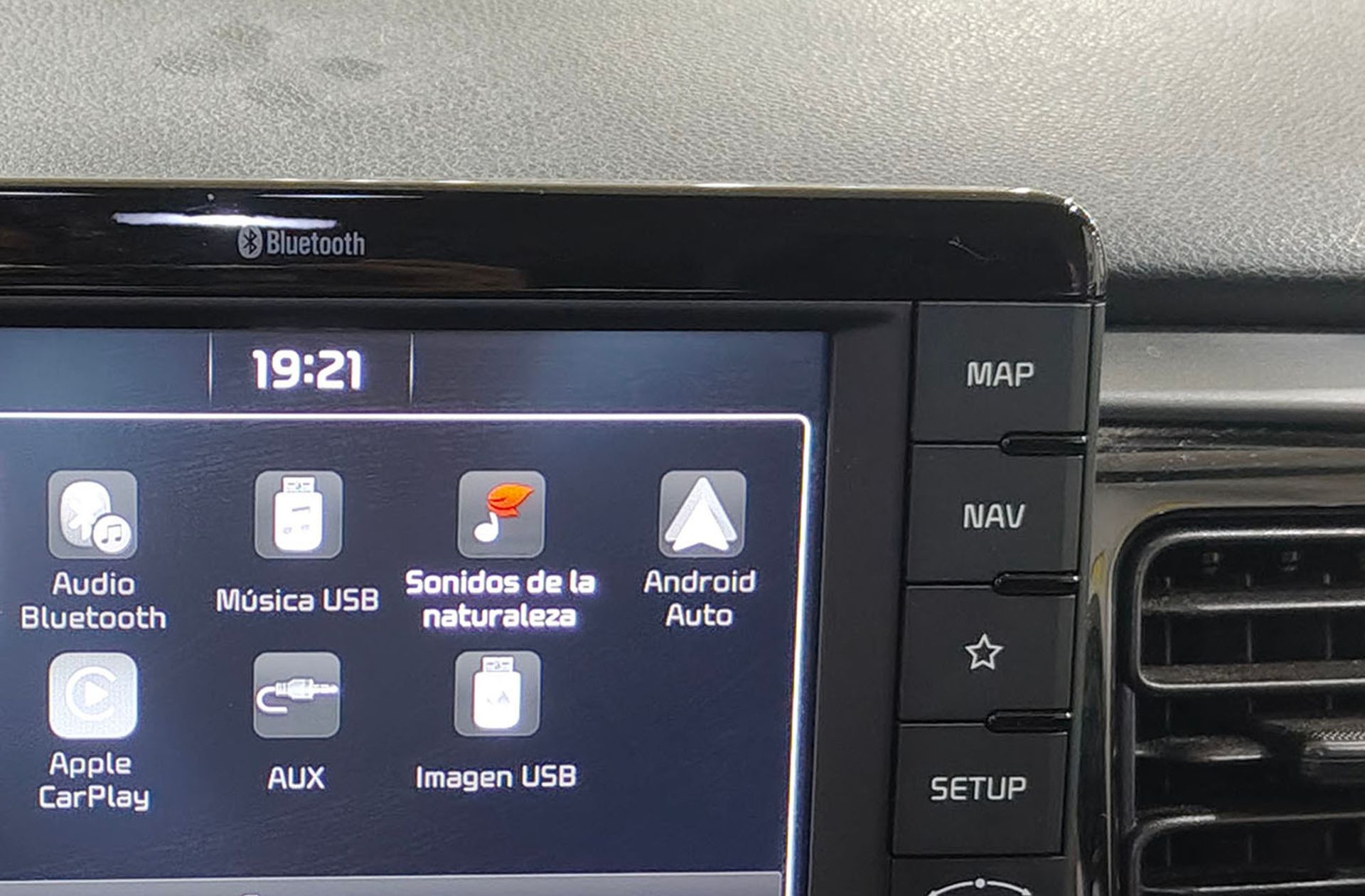 Kia Rio 1.0 T-GDi Drive - foto 8