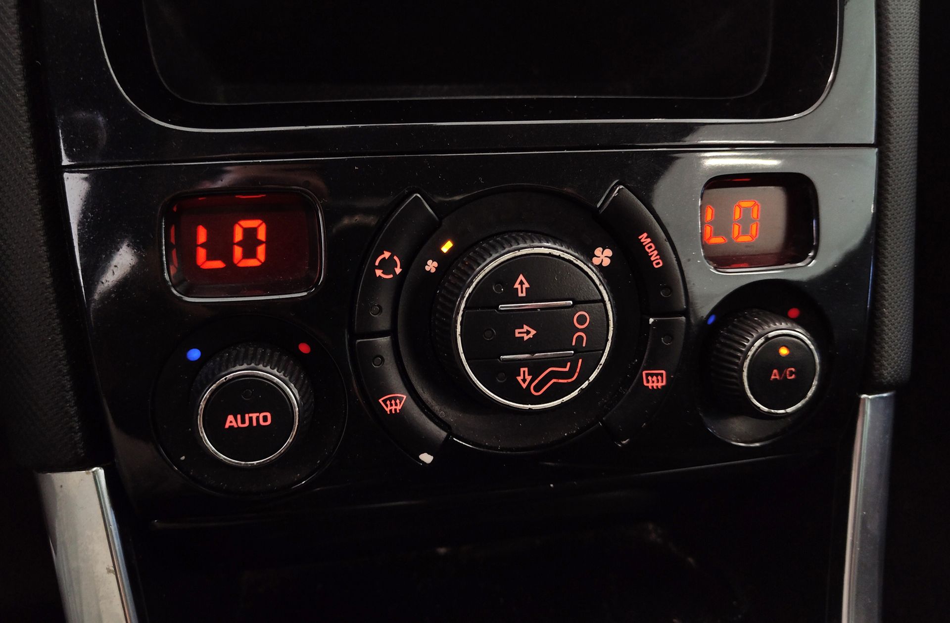 Peugeot 308 CC 1.6 VTi Active - foto 26