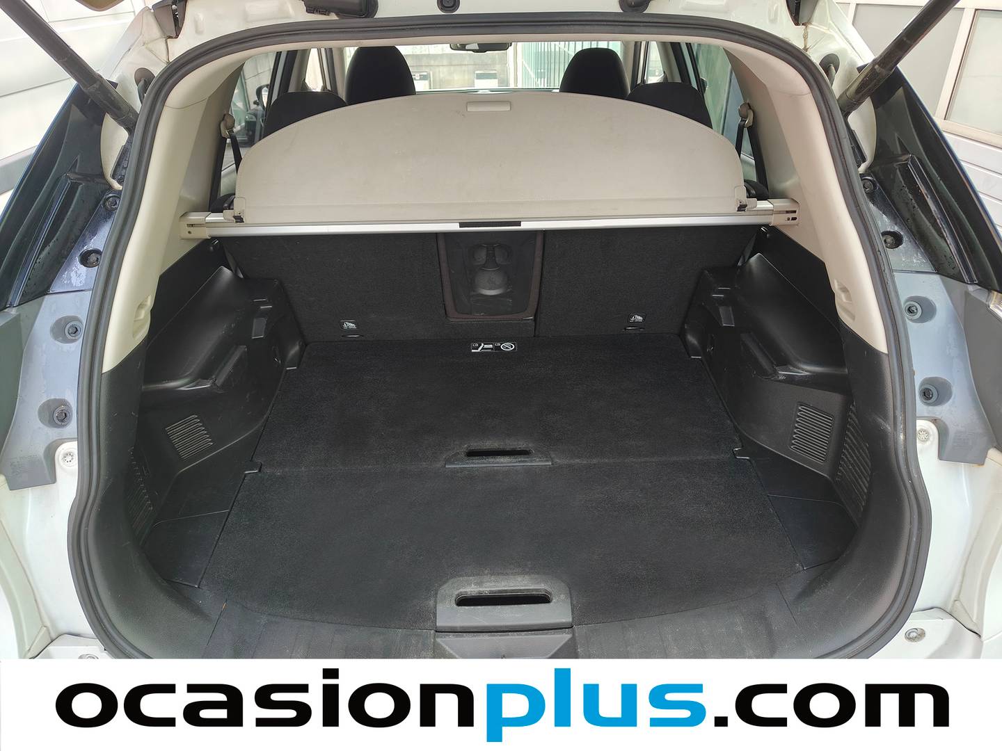 Fotos maletero Nissan X-TRAIL Nissan X-Trail dCi 130 N-Connecta 4x2 (130 CV)