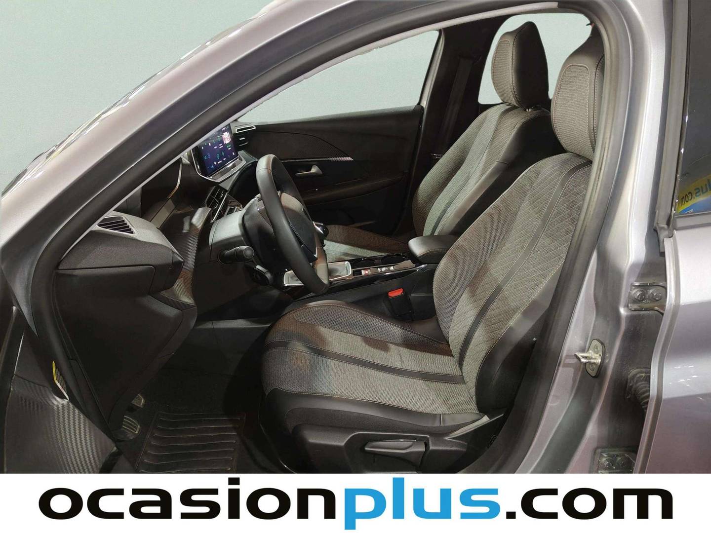 Foto asientos delanteros Peugeot 208 Peugeot 208 PureTech 100 Allure (100 CV)