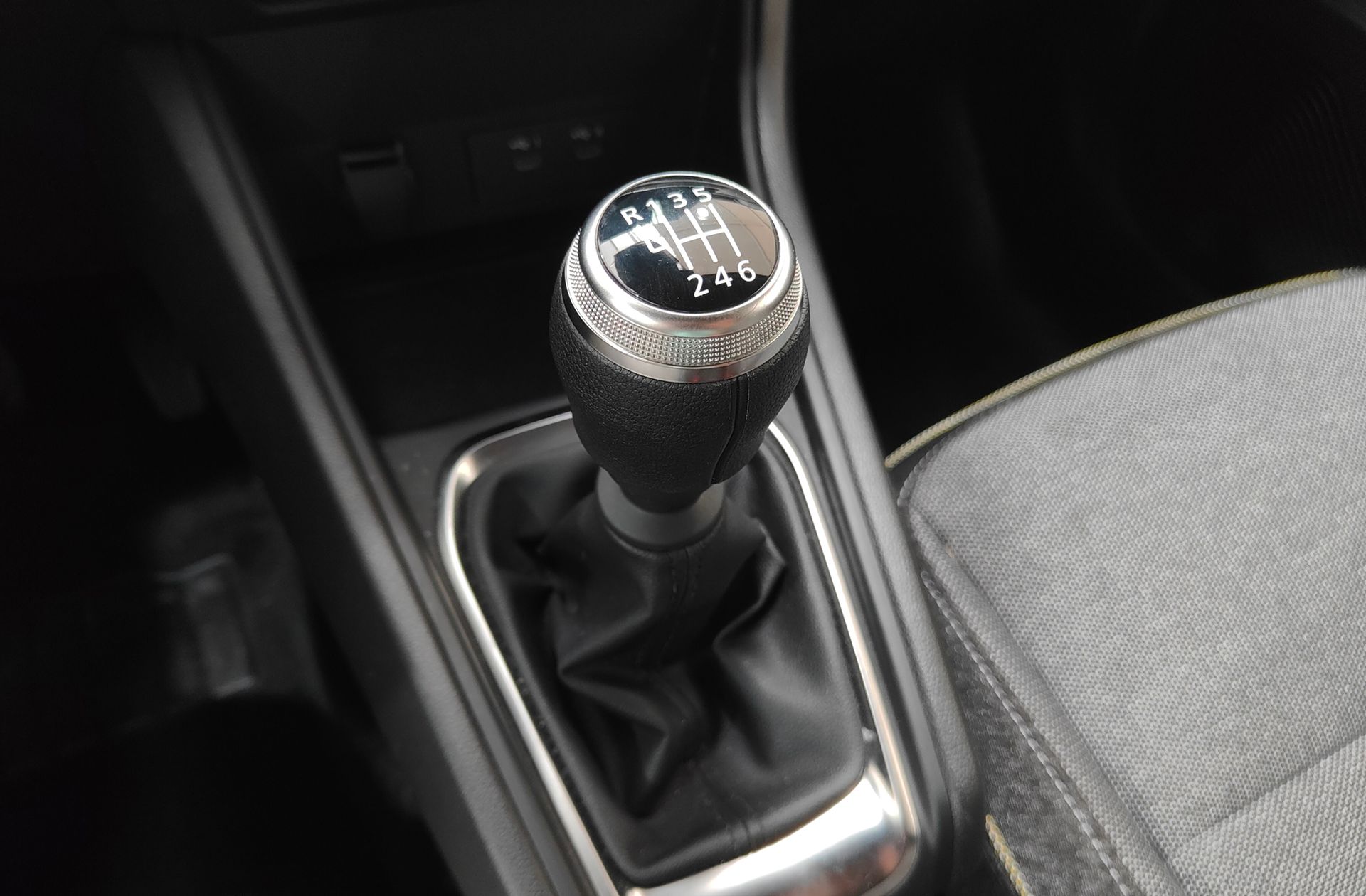 Renault Captur Techno TCe - foto 5