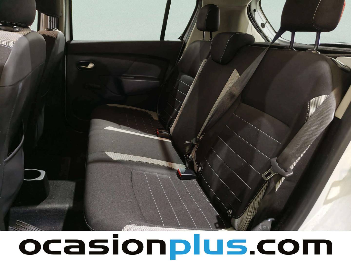 Foto asientos traseros Dacia Sandero Dacia Sandero Stepway Essential TCE (90 CV) GLP