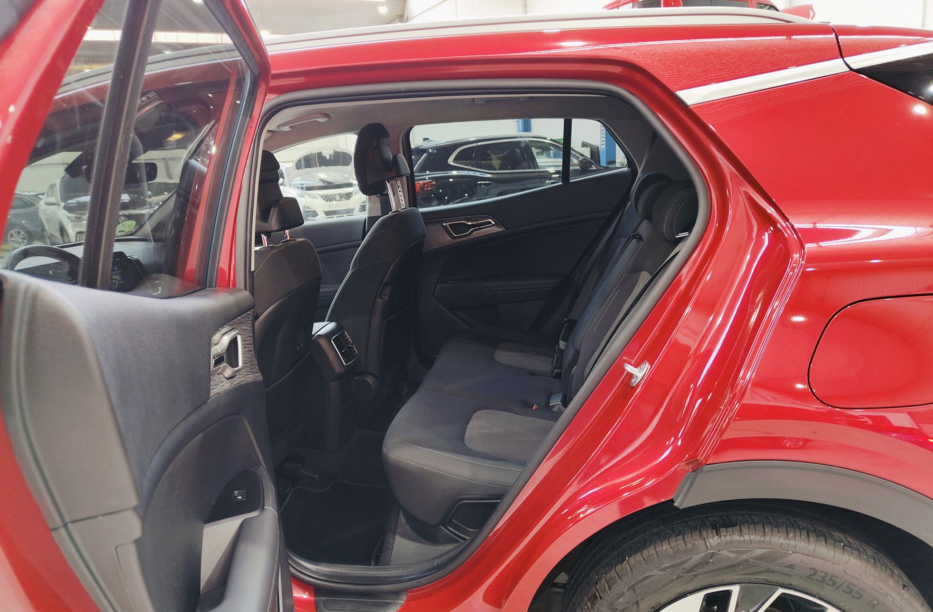 Kia Sportage 1.6 T-GDi Drive 4x2 - foto 12