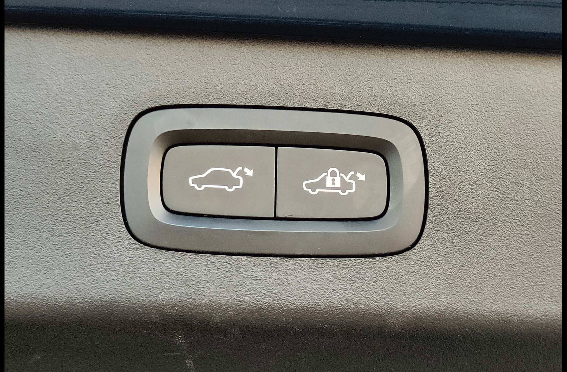 Lynk & Co 01 1.5 PHEV - foto 18