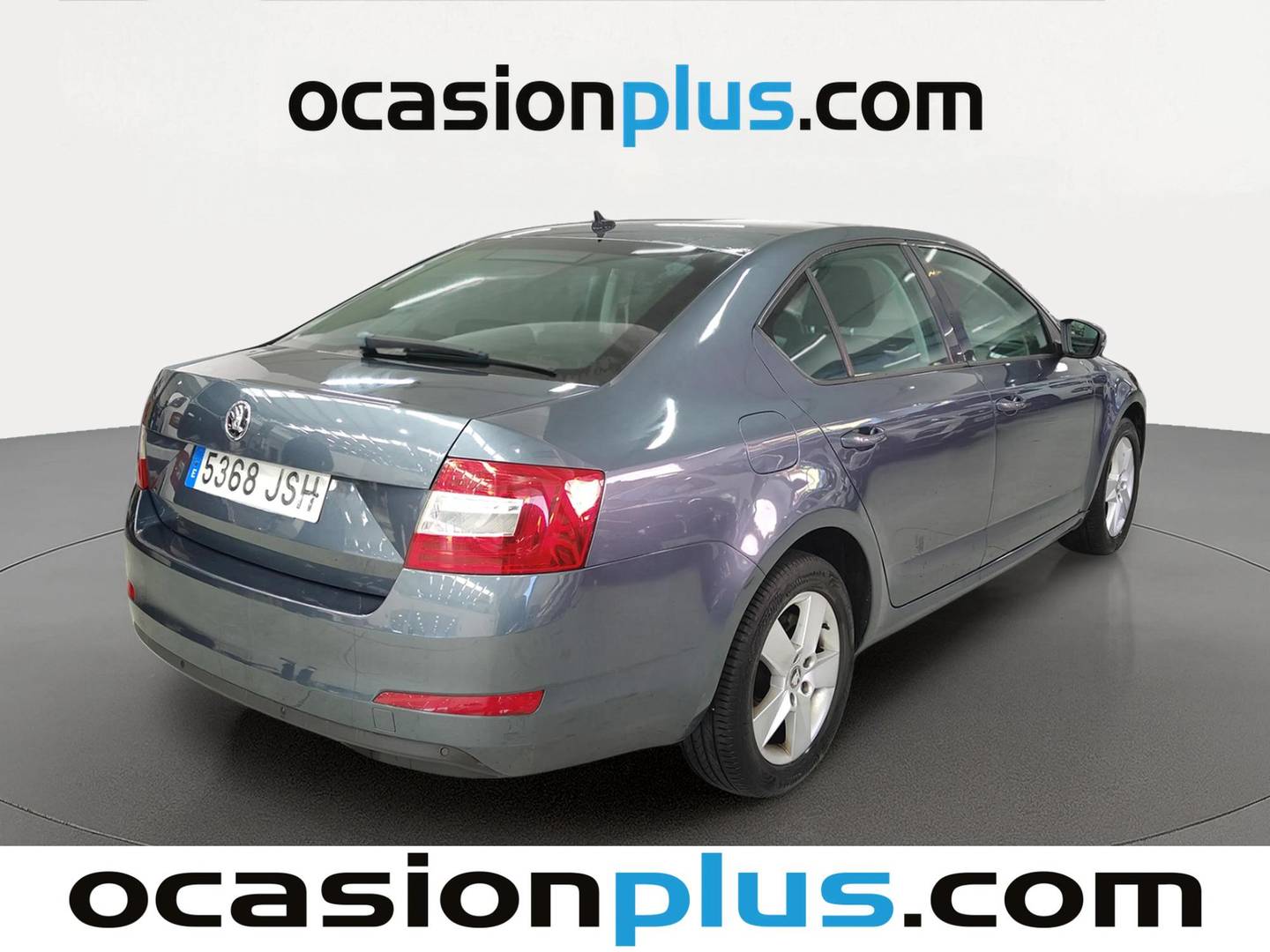 Foto trasera Skoda Octavia Skoda Octavia 1.6 TDI CR Ambition (110 CV) derecha