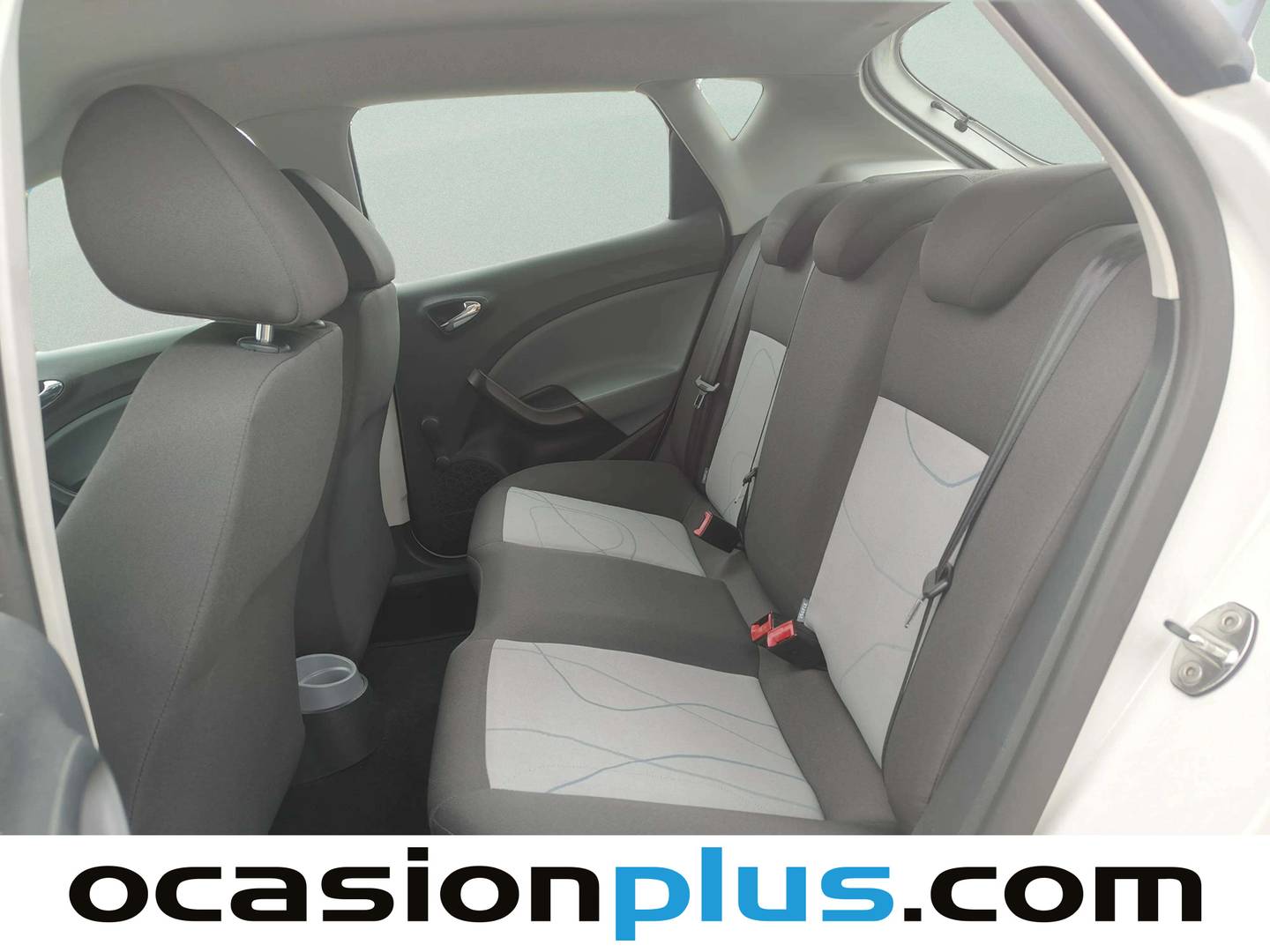 Foto asientos traseros Seat Ibiza Seat Ibiza 1.6 TDI Reference (90 CV)