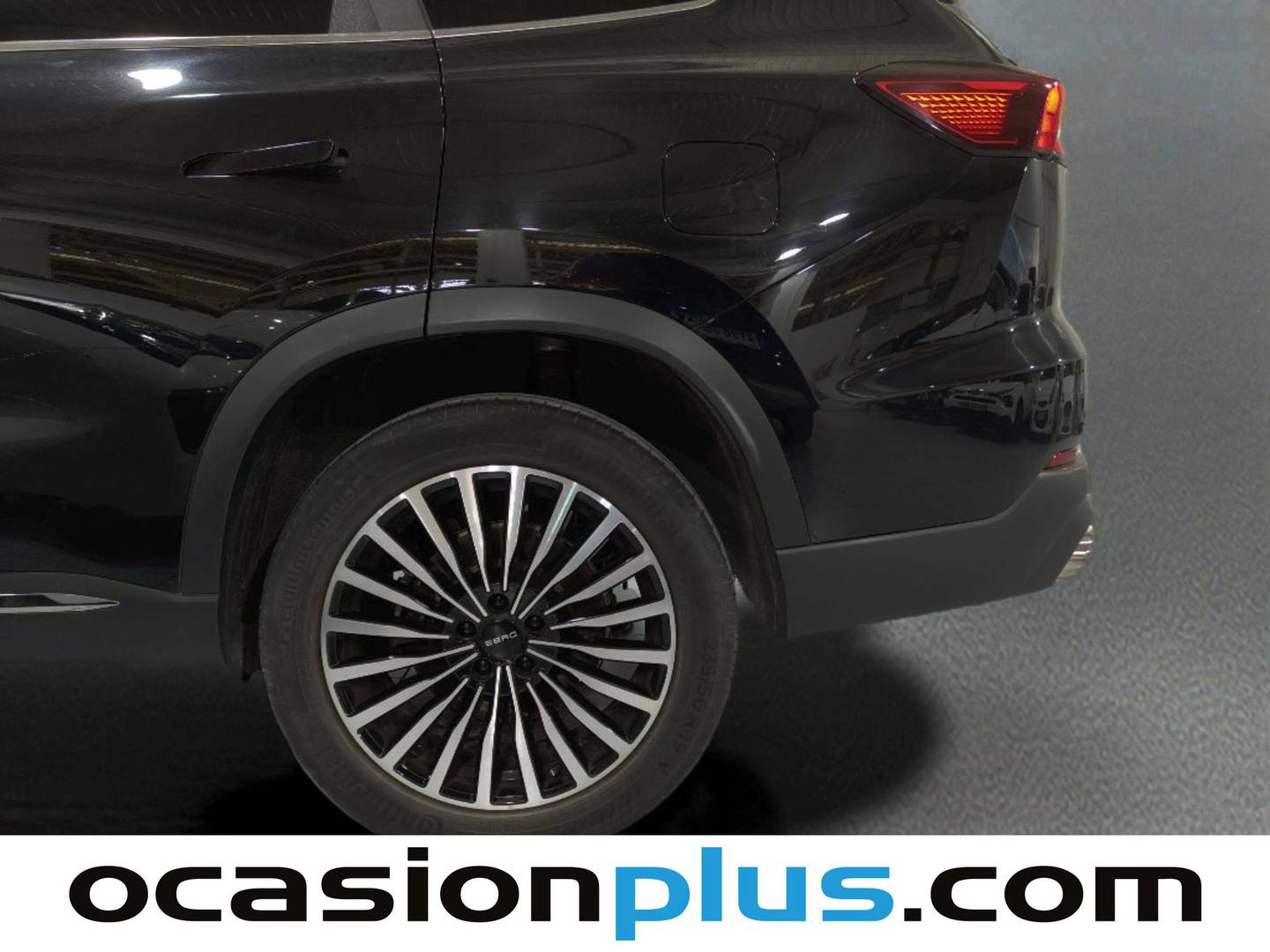 EBRO S800 EBRO S800 1.6 TGDI Premium DCT (147 CV) 7 Plazas de ocasión