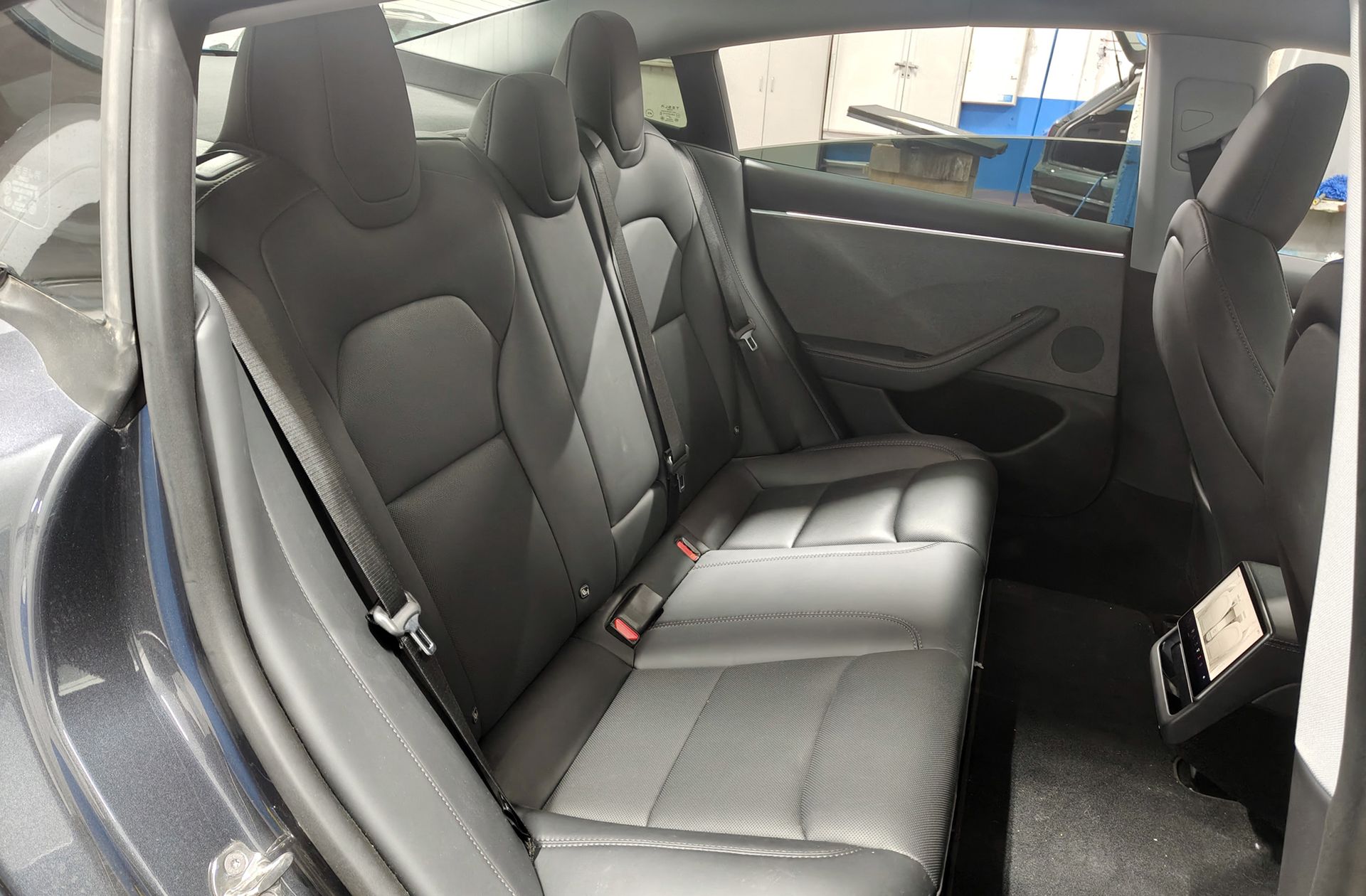 Tesla Model 3 RWD - foto 21