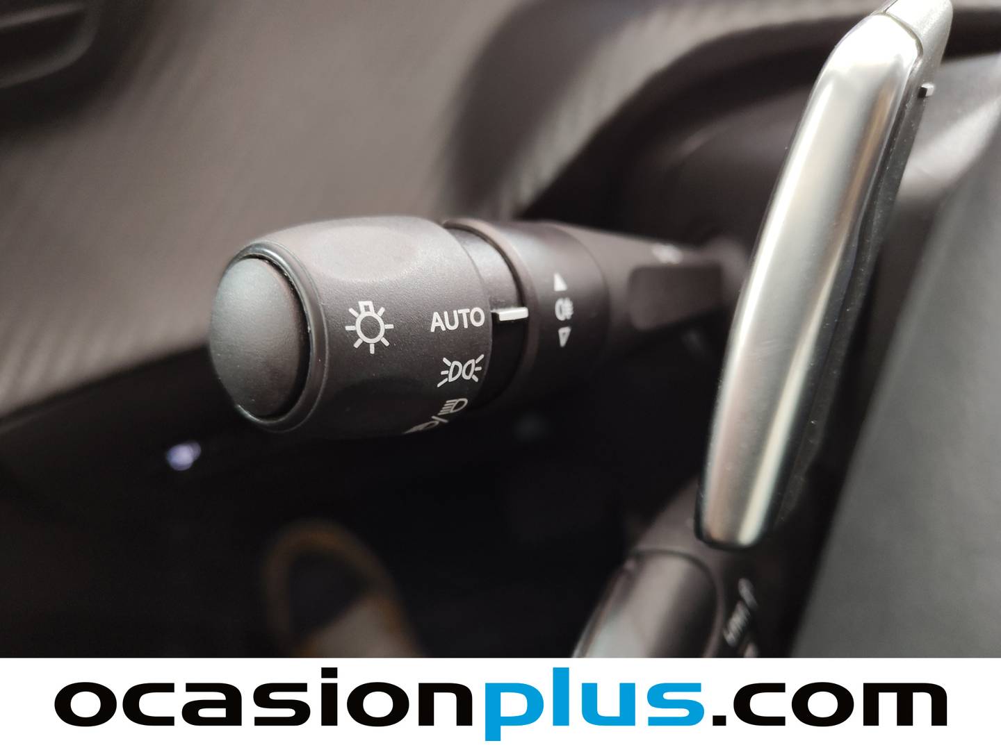 Peugeot 208 Peugeot 208 Style Hybrid 110 eDCS6 (110 CV) de segunda mano