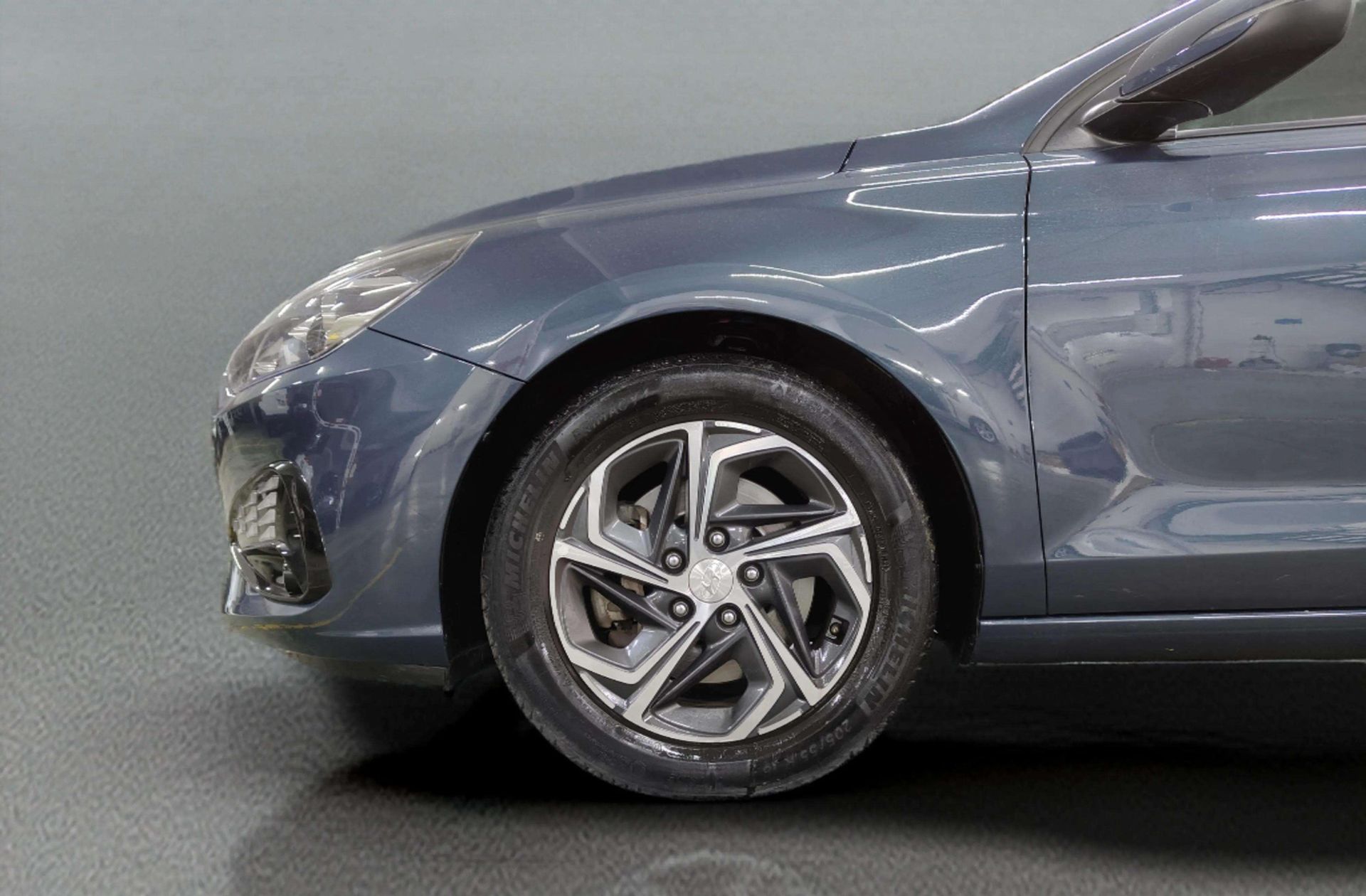 Hyundai i30 1.0 T-GDi Klass Fastback LRR - foto 30