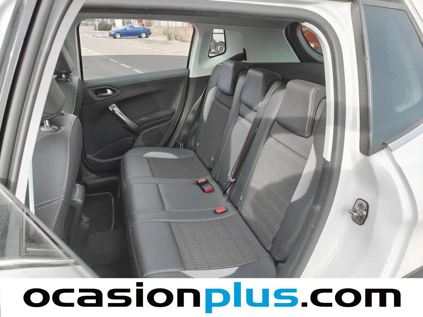 Foto Peugeot 2008 Peugeot 2008 BlueHDi 100 Allure (100 CV)