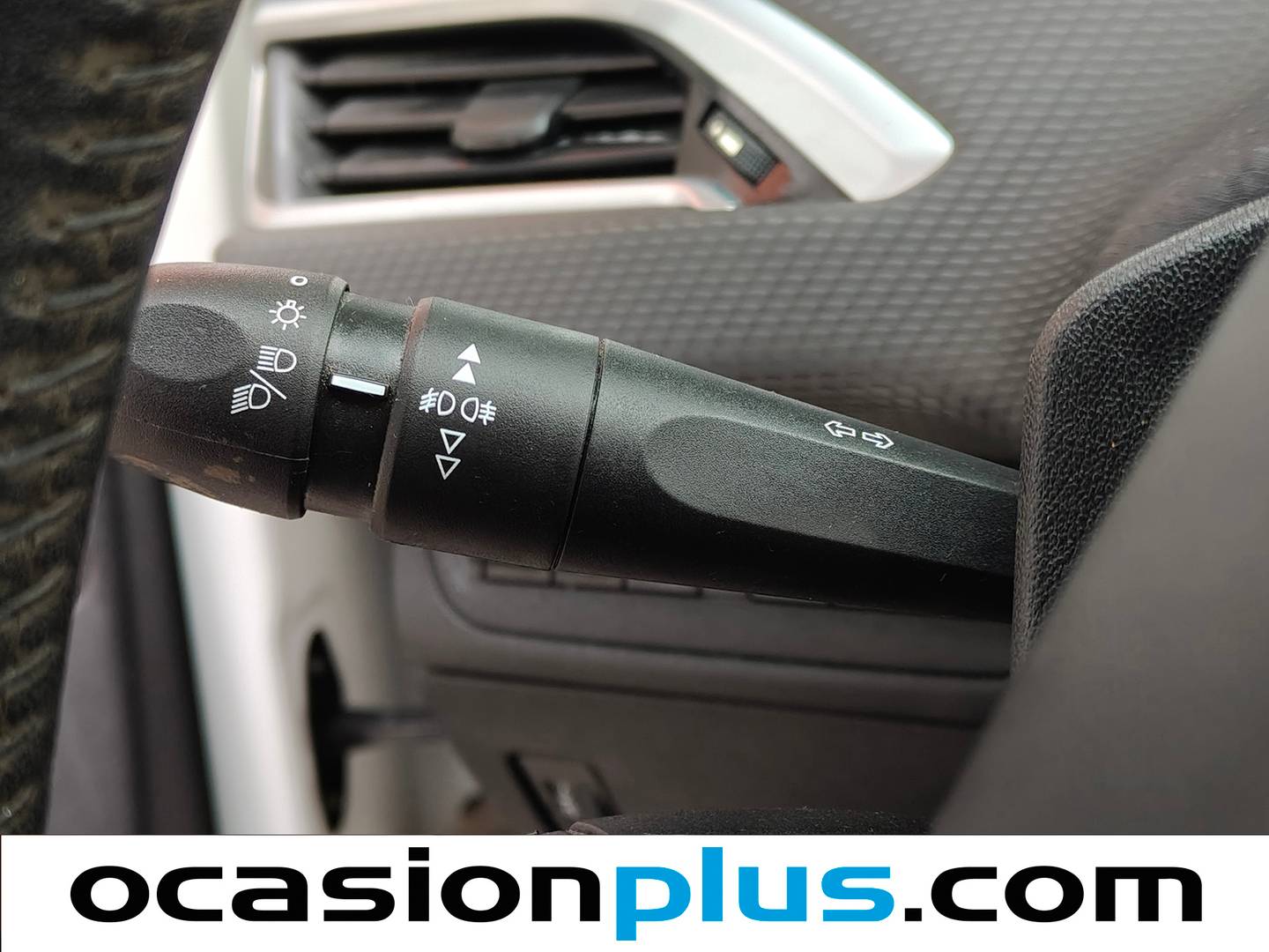 Peugeot 2008 Peugeot 2008 VTI 82 Active (82 CV) seminuevo