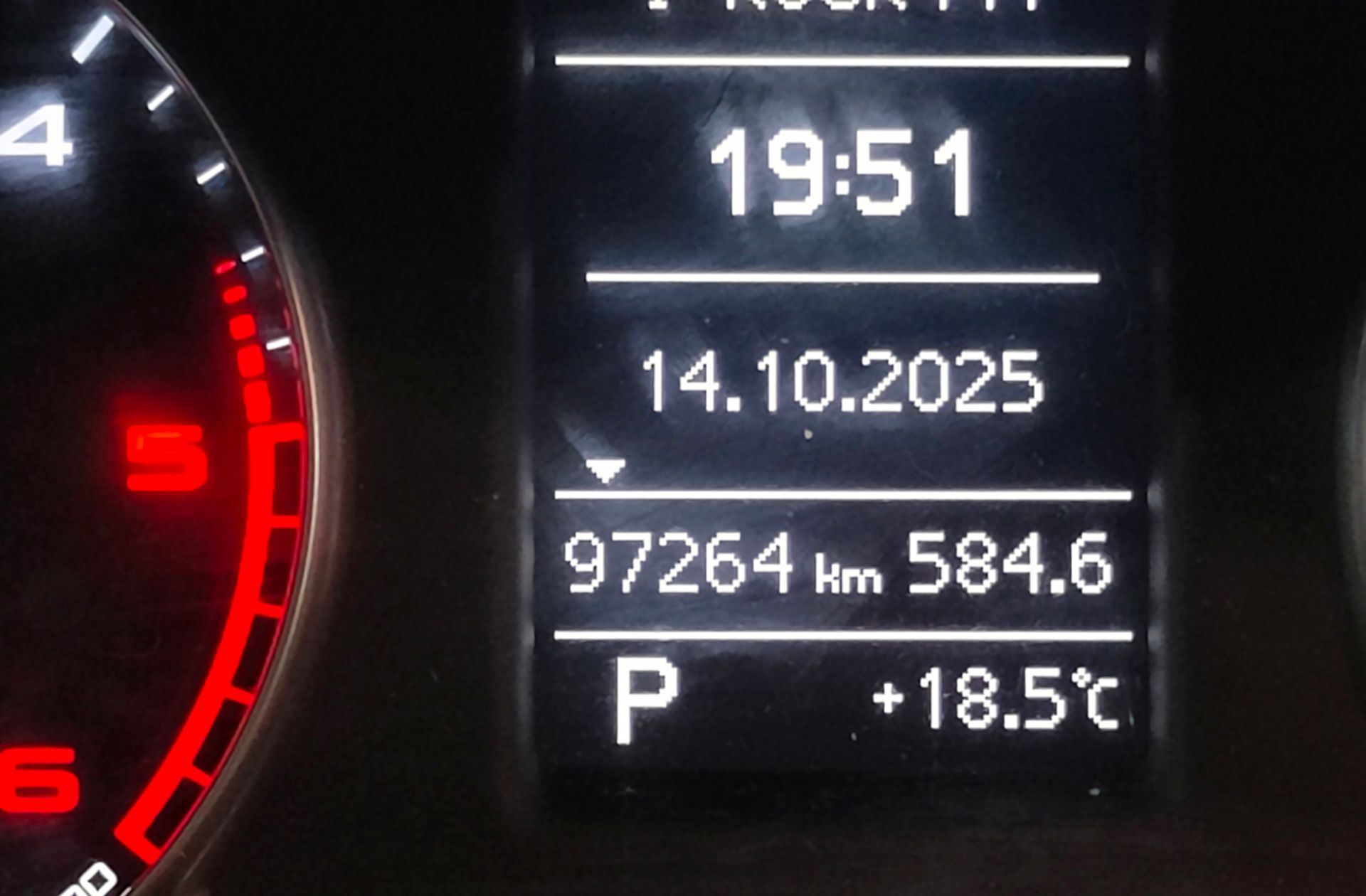 Audi A1 Attraction 1.6 TDI S tronic - foto 7