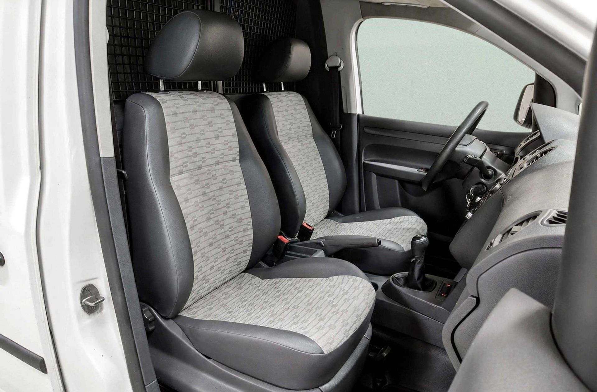 Volkswagen Caddy Furgón PRO 1.6 TDI BMT - foto 16