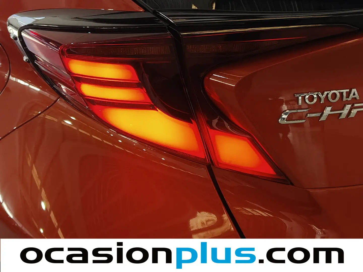 Foto Toyota C-HR Toyota C-HR 180H Kaji Edition (184 CV)