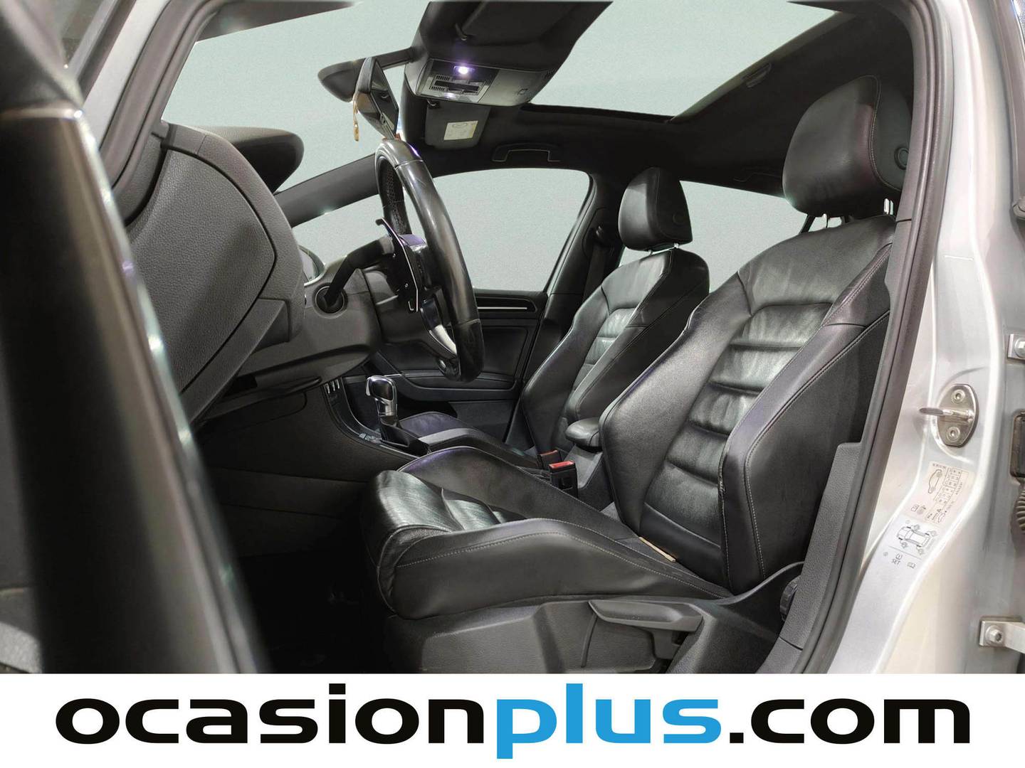 Foto asientos delanteros Volkswagen Golf Volkswagen Golf GTD 2.0 TDI CR BMT (184 CV) DSG