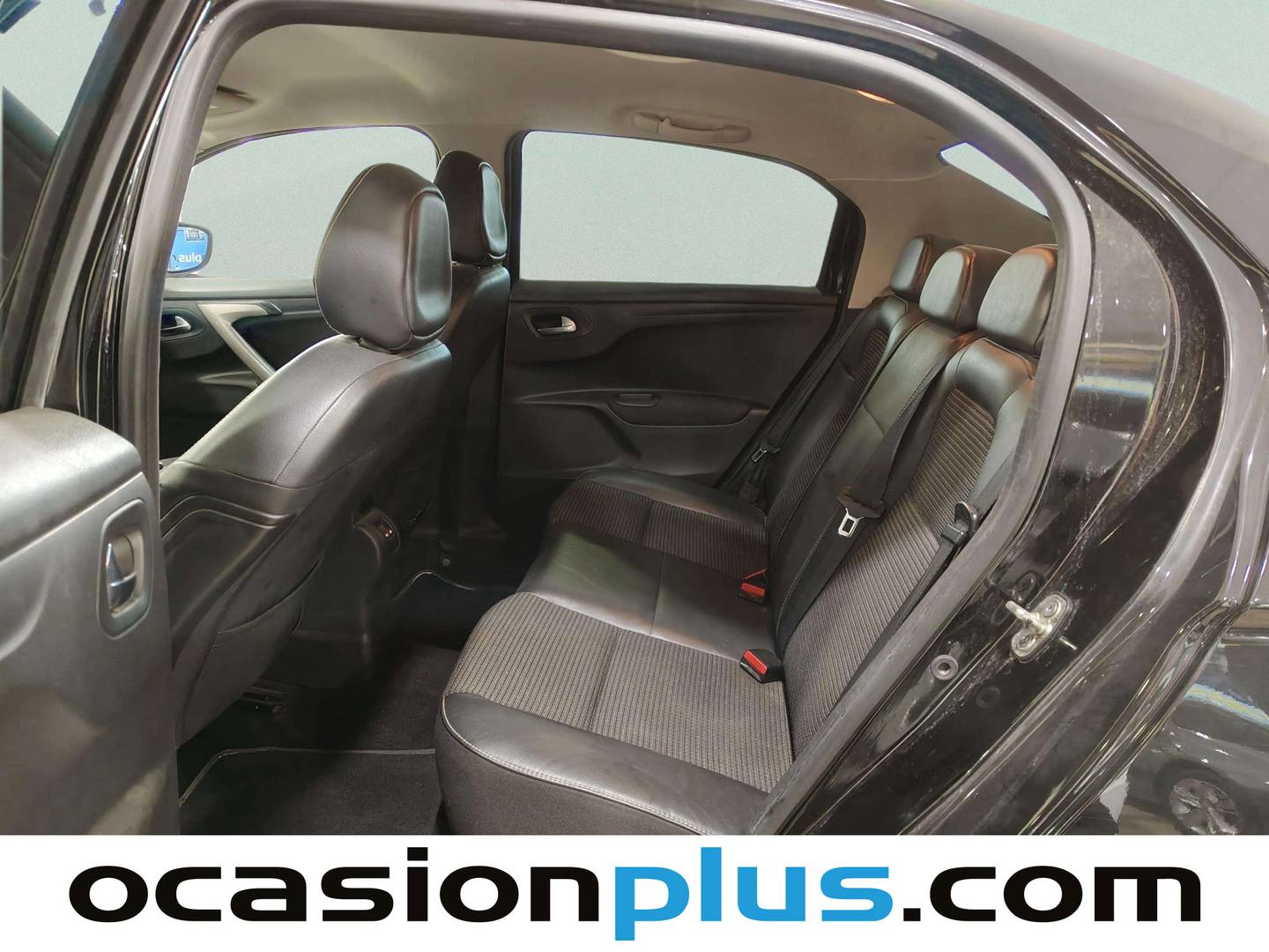 Foto asientos traseros Citroën C-Elysée Citroën C-Elysee PureTech 82 Shine (82 CV)