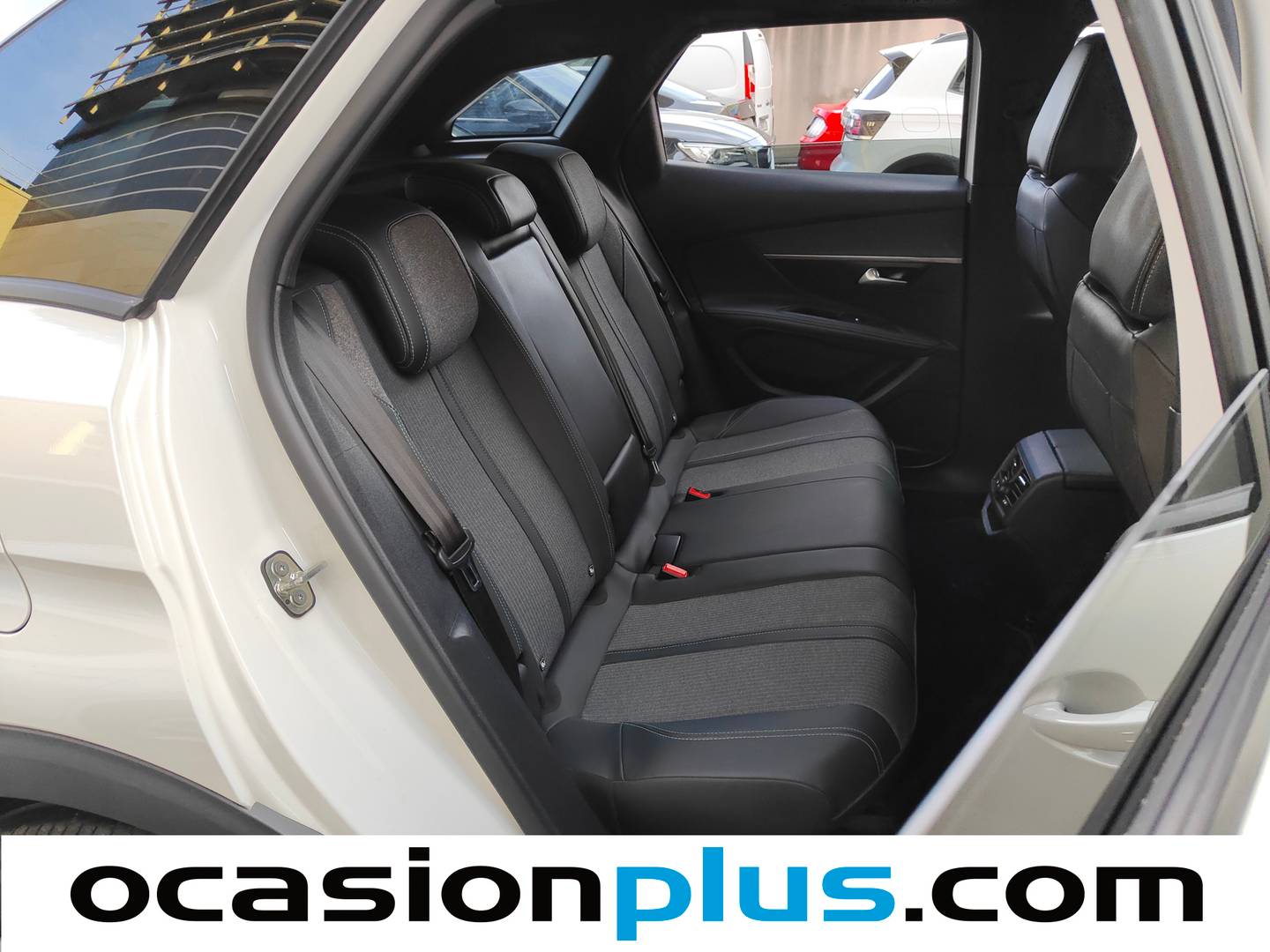 Foto Peugeot 3008 Peugeot 3008 BlueHDi 130 S&S Allure Pack EAT8 (130 CV)